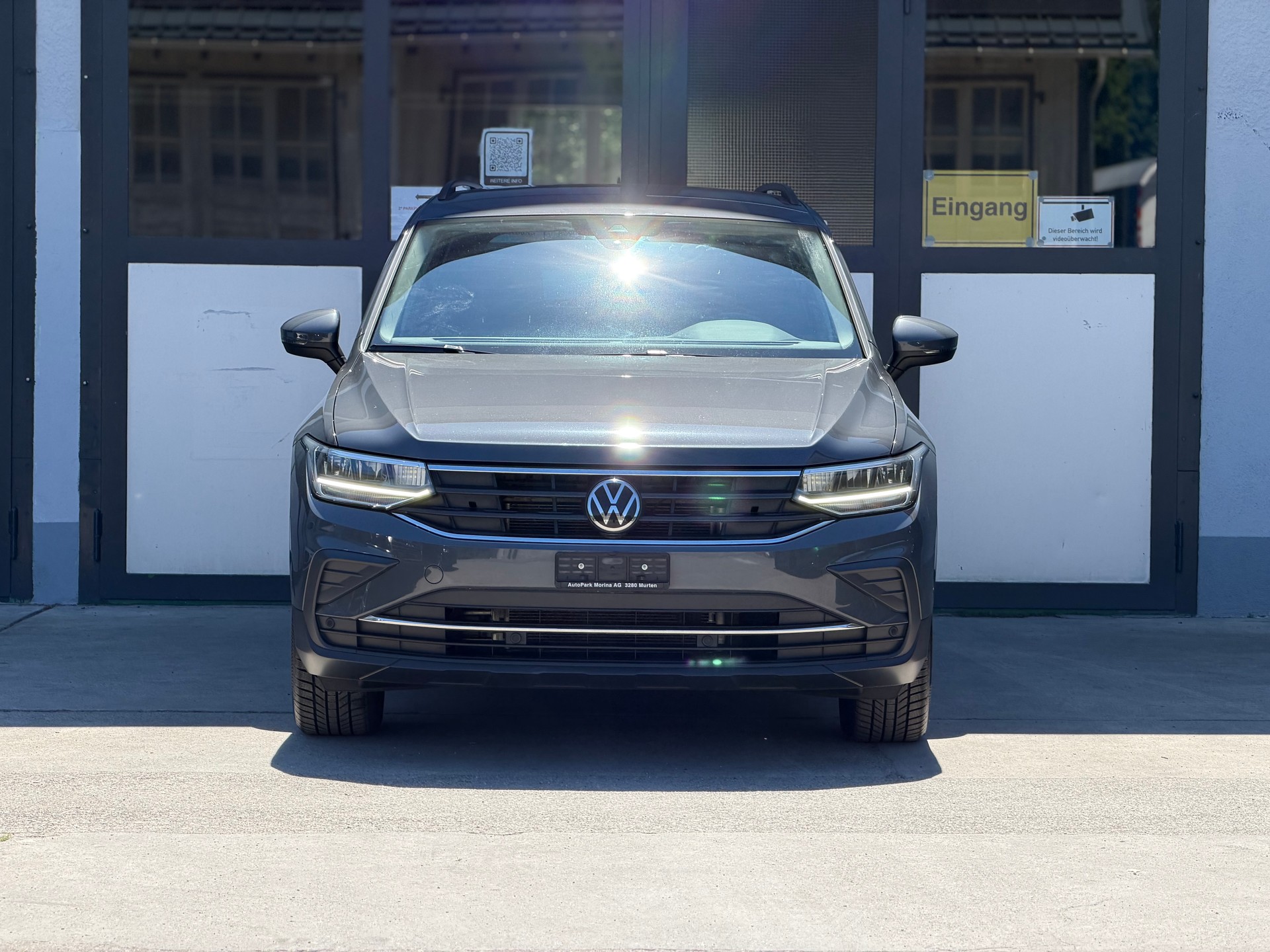 VW Tiguan 2.0 TDI SCR Life 4Motion DSG-showroom-element-2