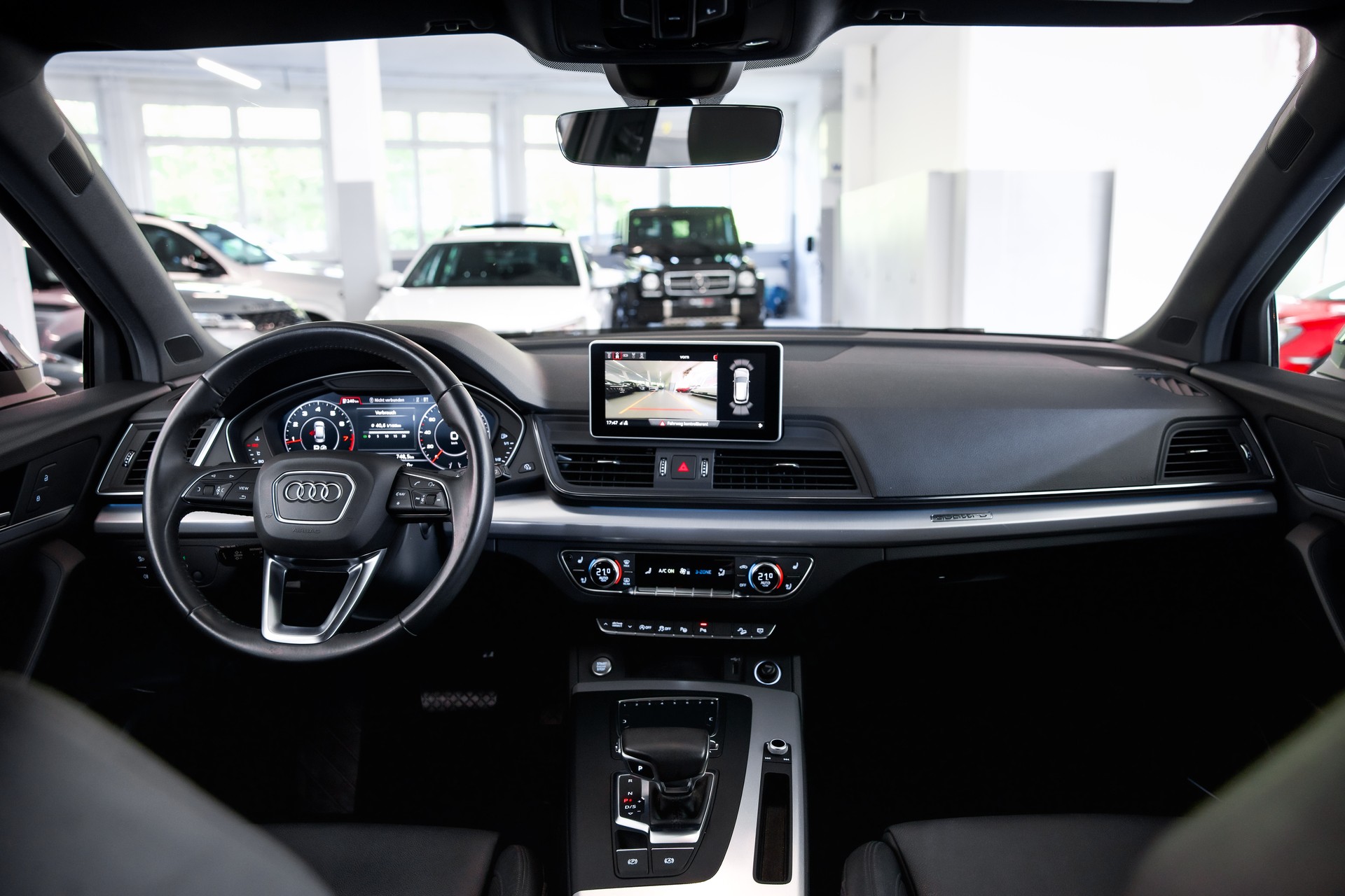 AUDI Q5 2.0 TFSI sport quattro S-tronic S-line-image-15