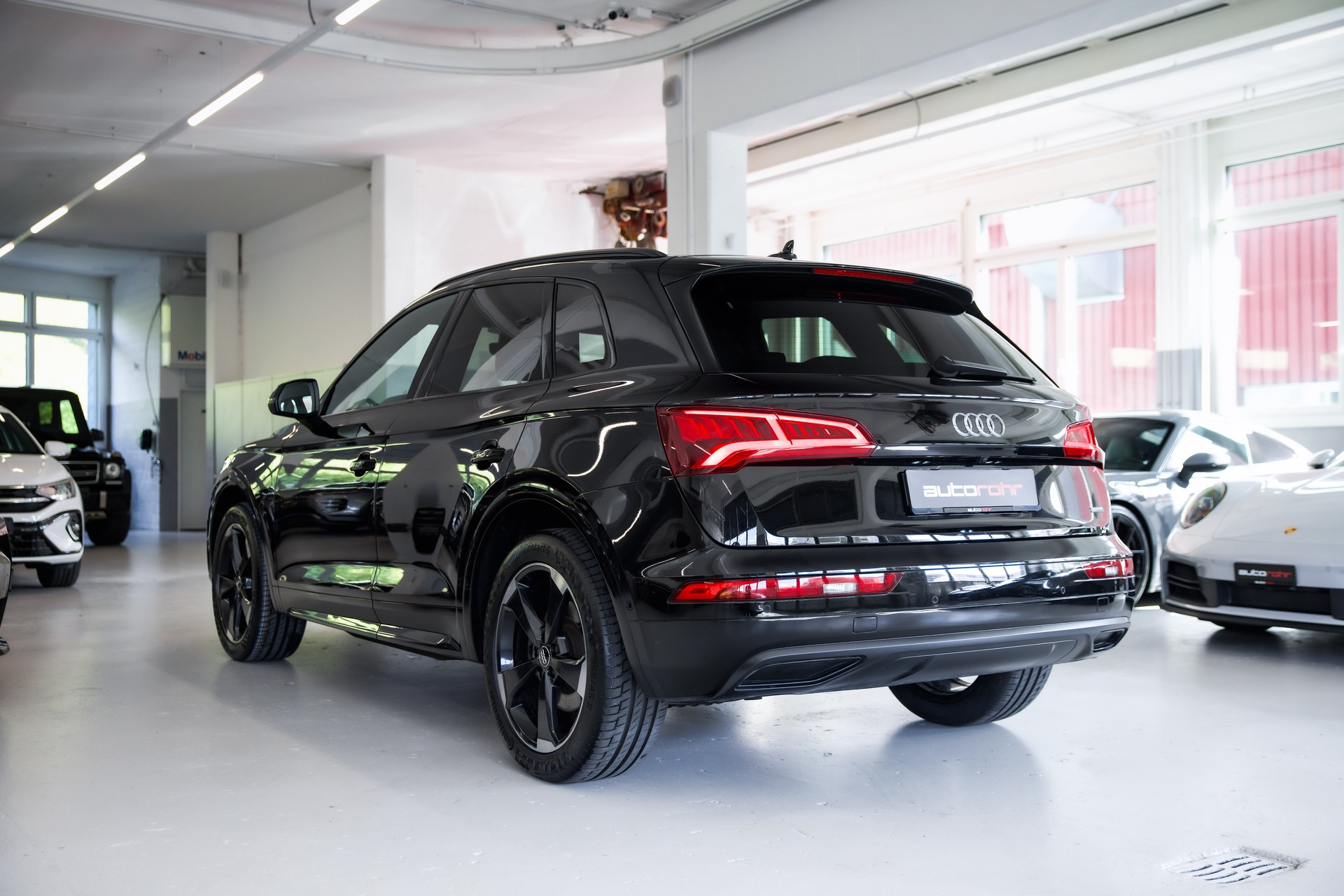AUDI Q5 2.0 TFSI sport quattro S-tronic S-line-image-6