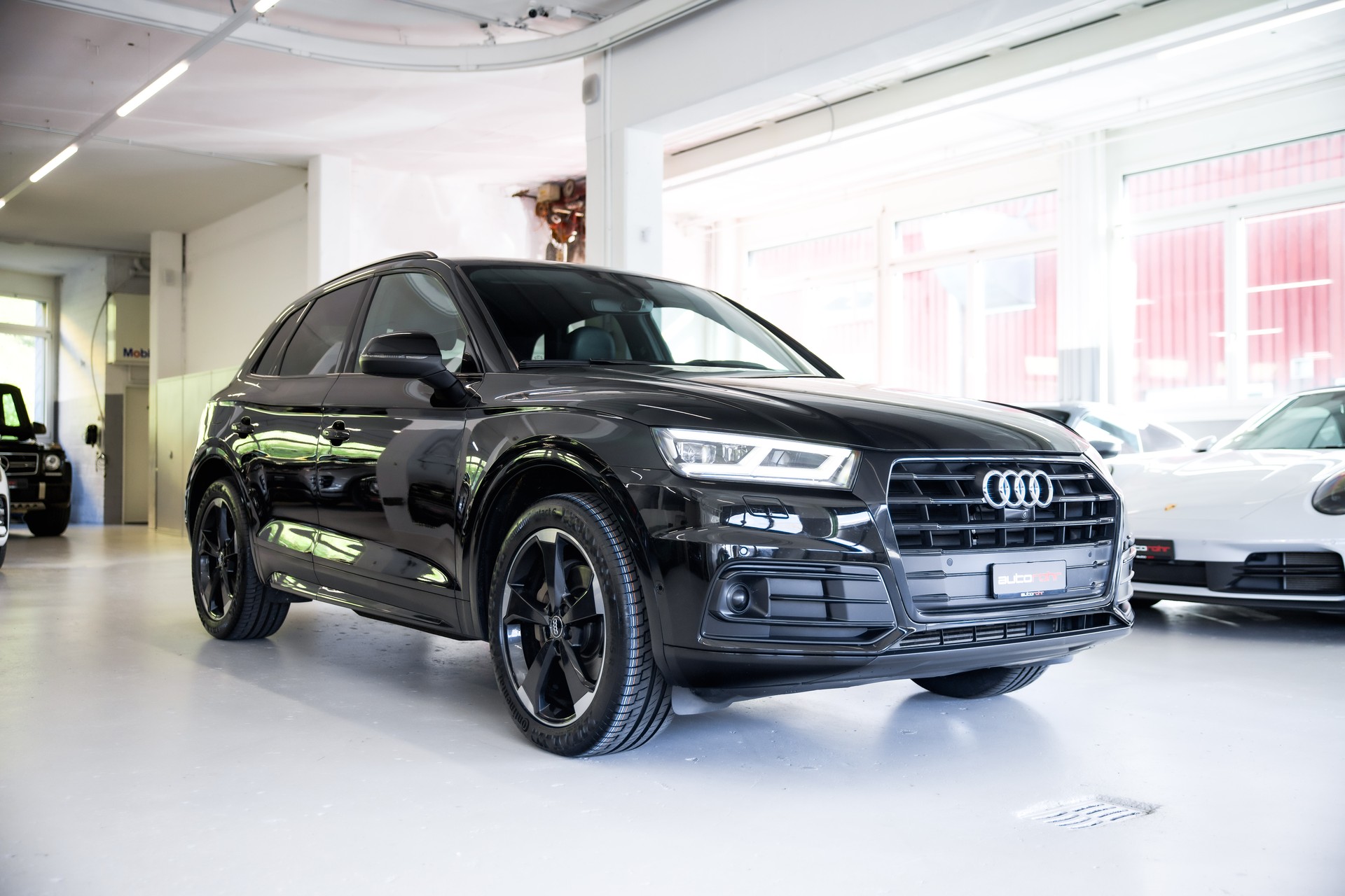 AUDI Q5 2.0 TFSI sport quattro S-tronic S-line-showroom-element-2
