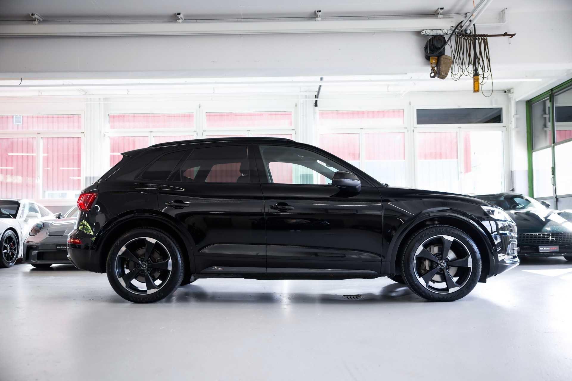 AUDI Q5 2.0 TFSI sport quattro S-tronic S-line-showroom-element-3