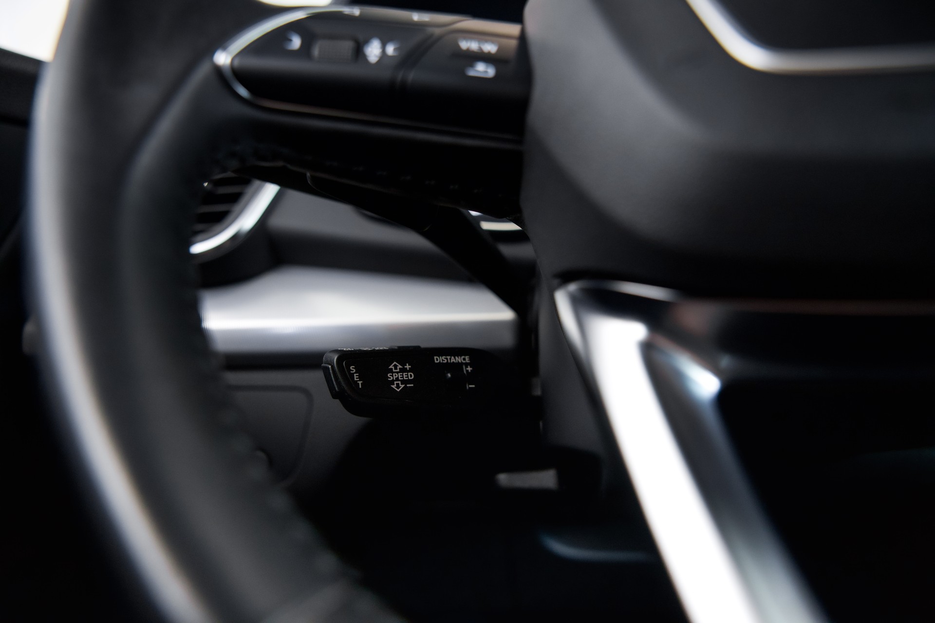 AUDI Q5 2.0 TFSI sport quattro S-tronic S-line-image-28