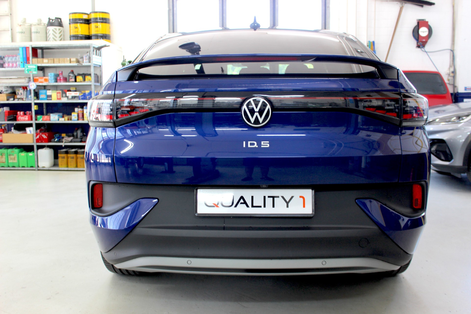 VW ID.5 Pro Performance 77 kWh 💥 TOP Ausstattung inkl. AHK 💥 Garantie 💥 Lieferung möglich-image-11