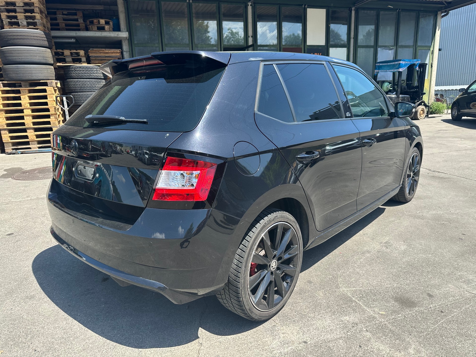 SKODA Fabia 1.2 TSI Monte Carlo-image-5