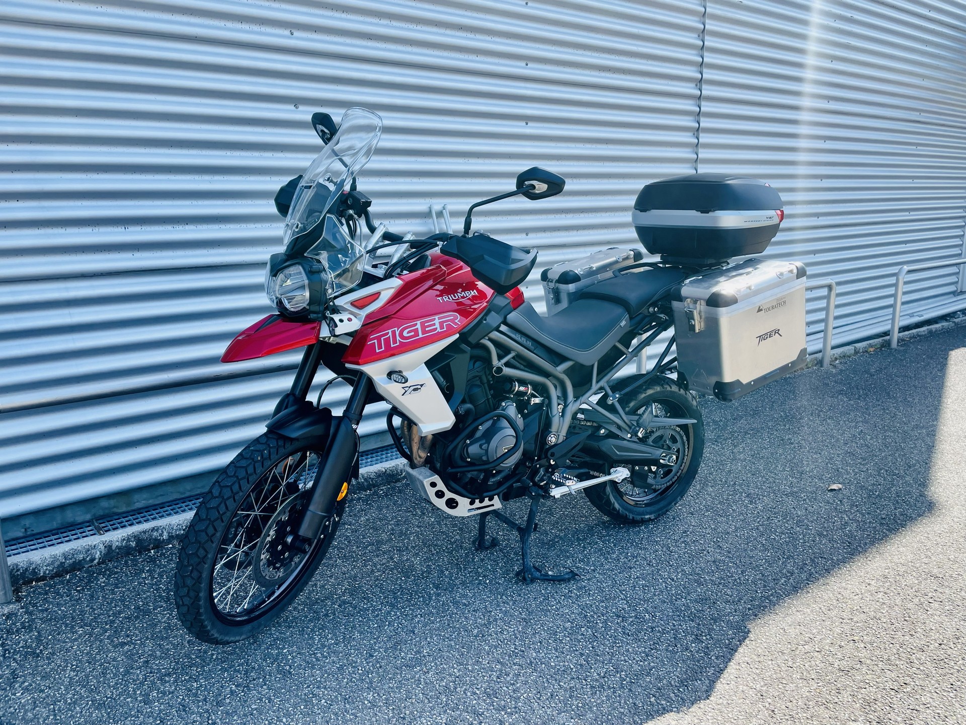 TRIUMPH Tiger 800 XCa ABS-image-1
