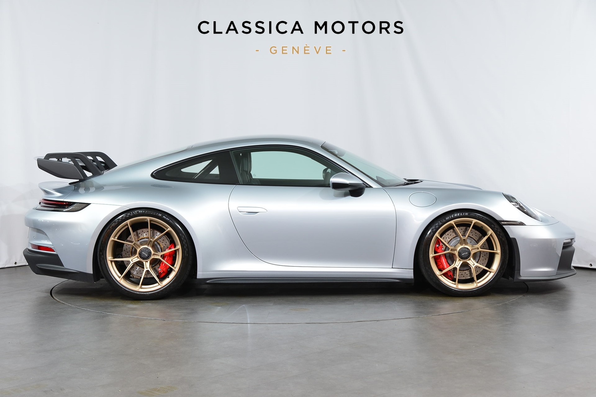 PORSCHE 911 GT3 PDK-showroom-element-2