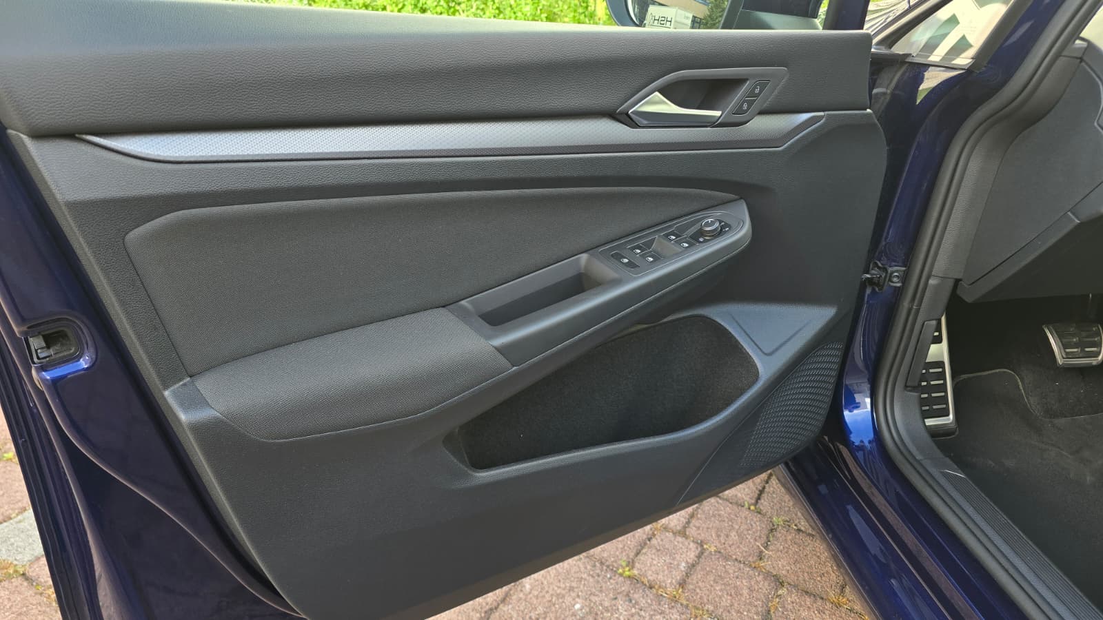 VW 2.0 TDI ACTIVE | Zweite Hand | Top Ausstattung | Frisch ab MFK | Elk Anhängerkupplung | Spurhalteassistent | Rückfahrtkamera-image-10
