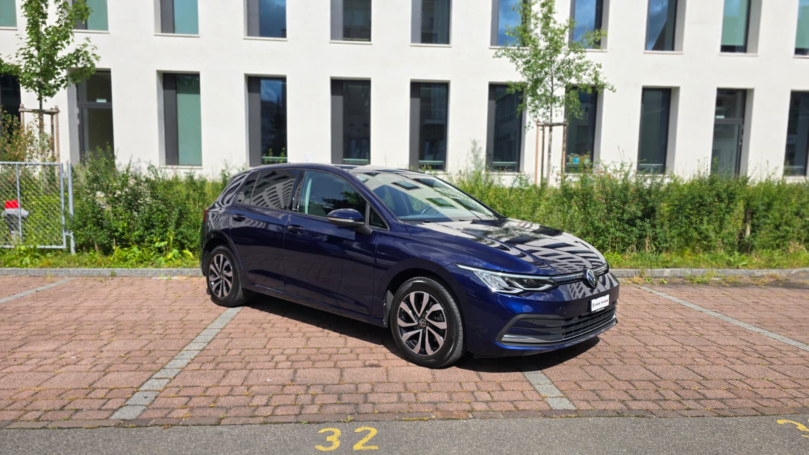 VW 2.0 TDI ACTIVE | Zweite Hand | Top Ausstattung | Frisch ab MFK | Elk Anhängerkupplung | Spurhalteassistent | Rückfahrtkamera-image-1