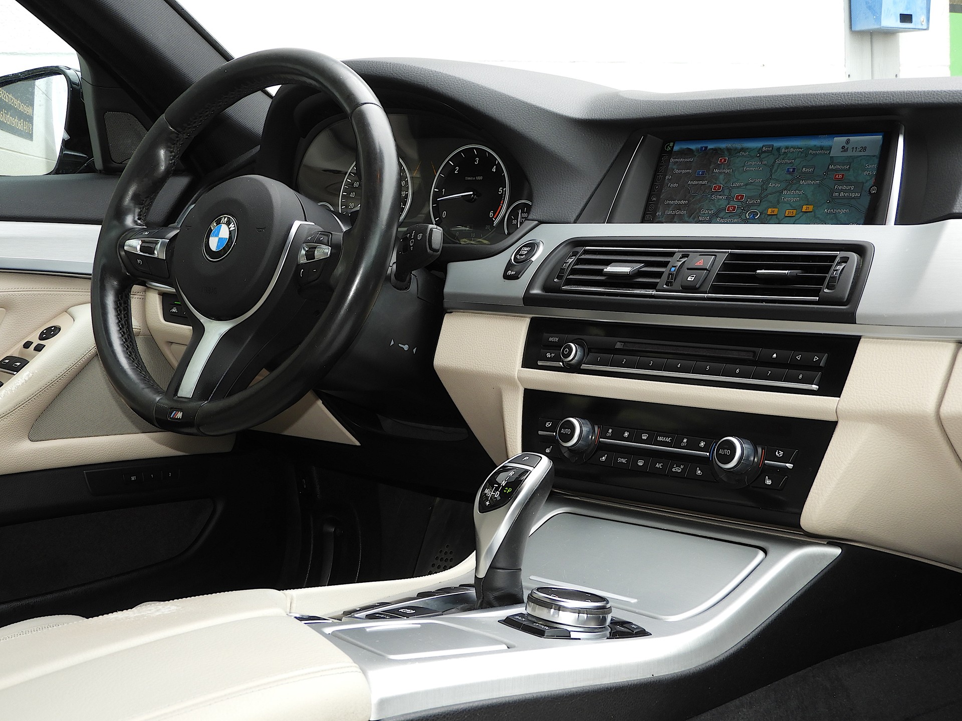 BMW 535d Touring xDrive M Paket Steptr. I CH FZ I MFK 17.03.2026 I AHK 2000 KG I harman/kardon I DAB I Garantie inkl.-image-10