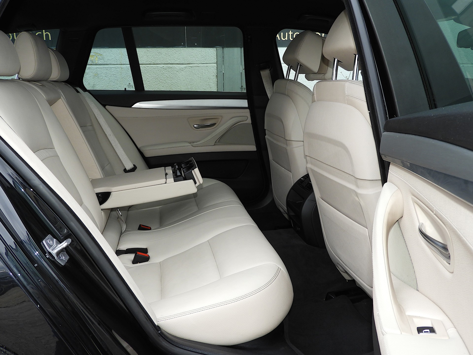 BMW 535d Touring xDrive M Paket Steptr. I CH FZ I MFK 17.03.2026 I AHK 2000 KG I harman/kardon I DAB I Garantie inkl.-image-11