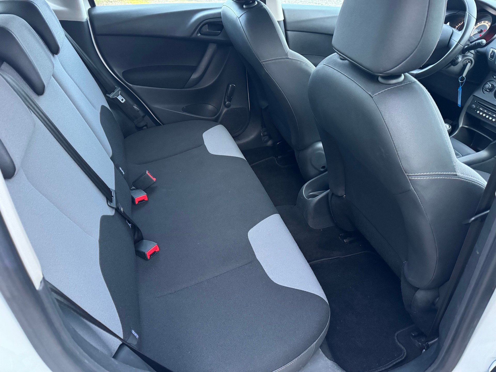 CITROEN C3 1.0i Attraction-image-7
