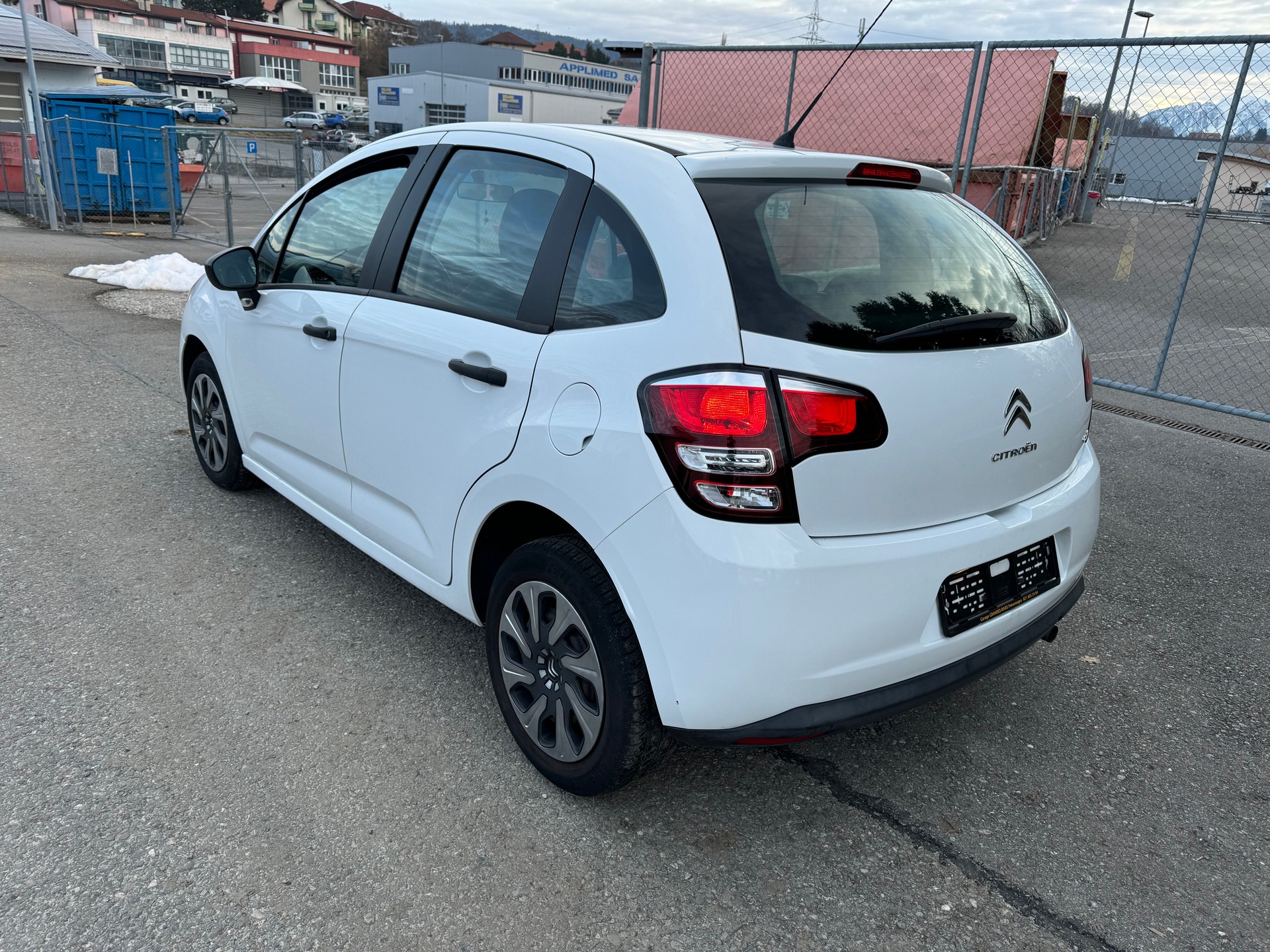 CITROEN C3 1.0i Attraction-image-4