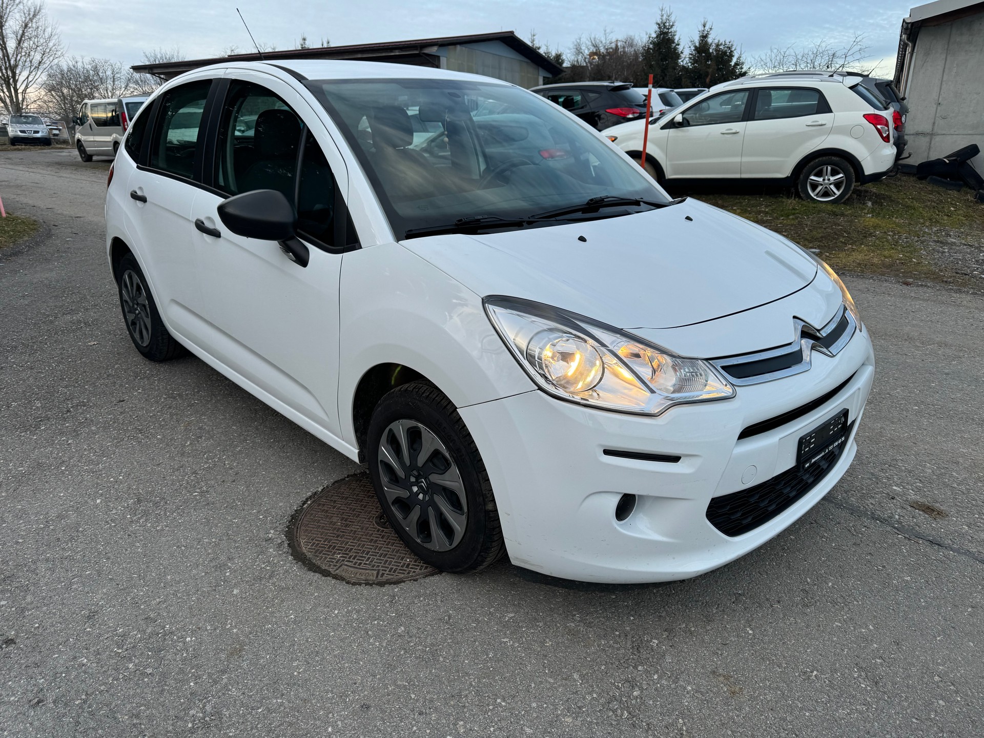 CITROEN C3 1.0i Attraction-image-2