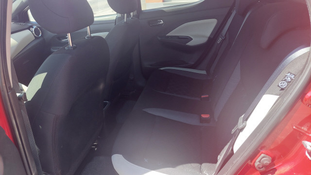 NISSAN Micra IG-T100 N-Connecta X-Tronic-image-14