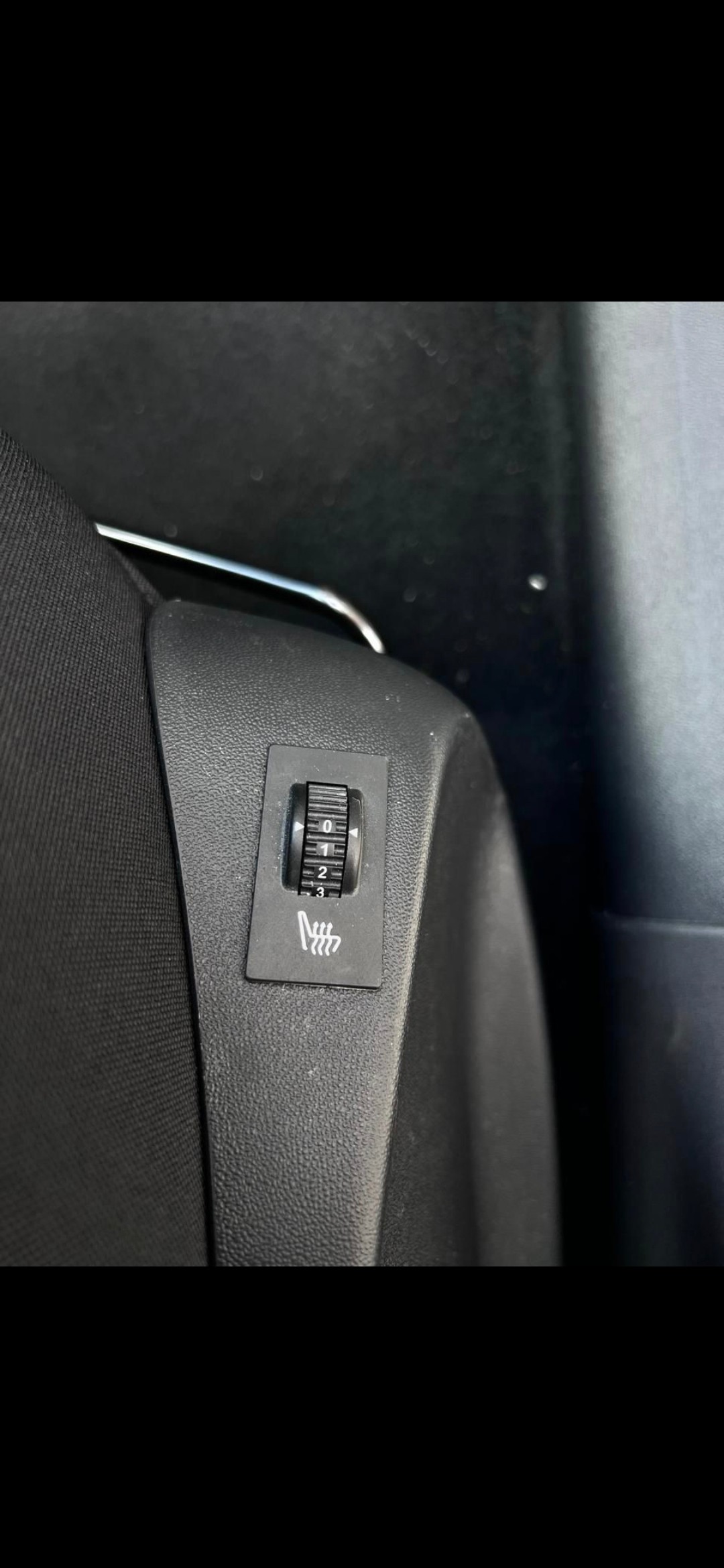 PEUGEOT 2008 1.2 PureTech Active EAT6 nur 9000 Bis ende juni-image-7