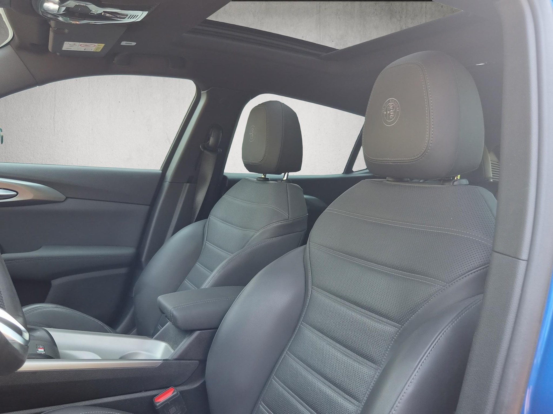 ALFA ROMEO Tonale 1.3 Plug-in Hybrid Veloce Q4-image-9