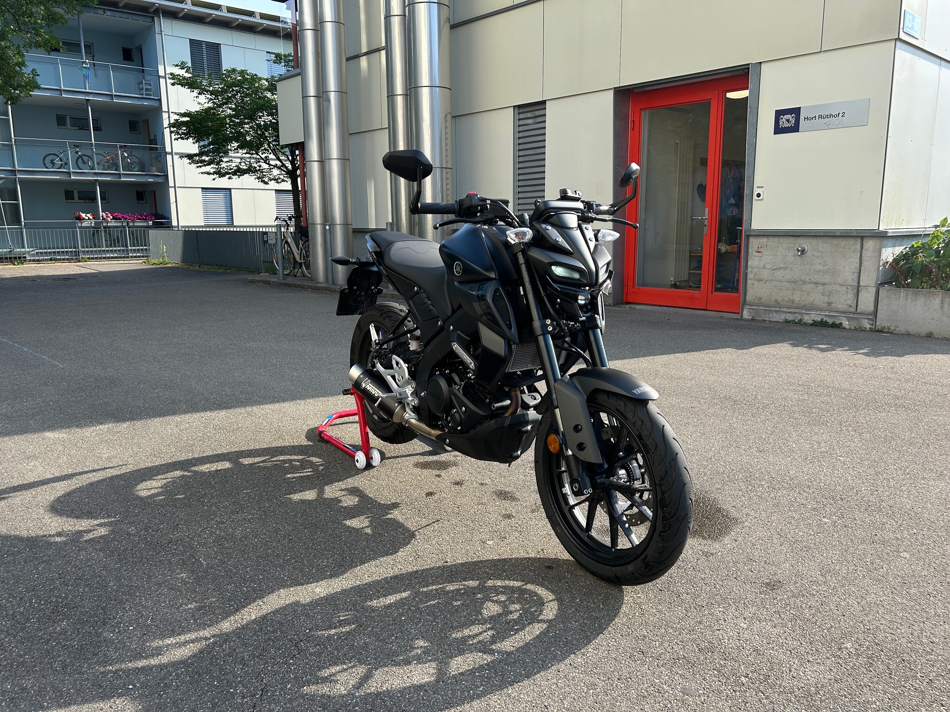 YAMAHA MT-125 ABS-image-1