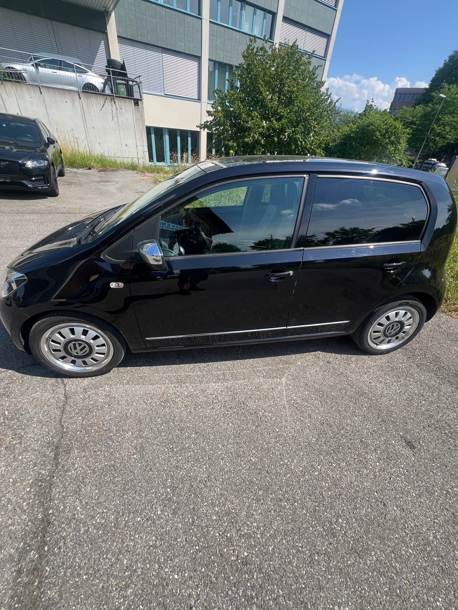 VW Up 1.0 BMT black up Art on Ice