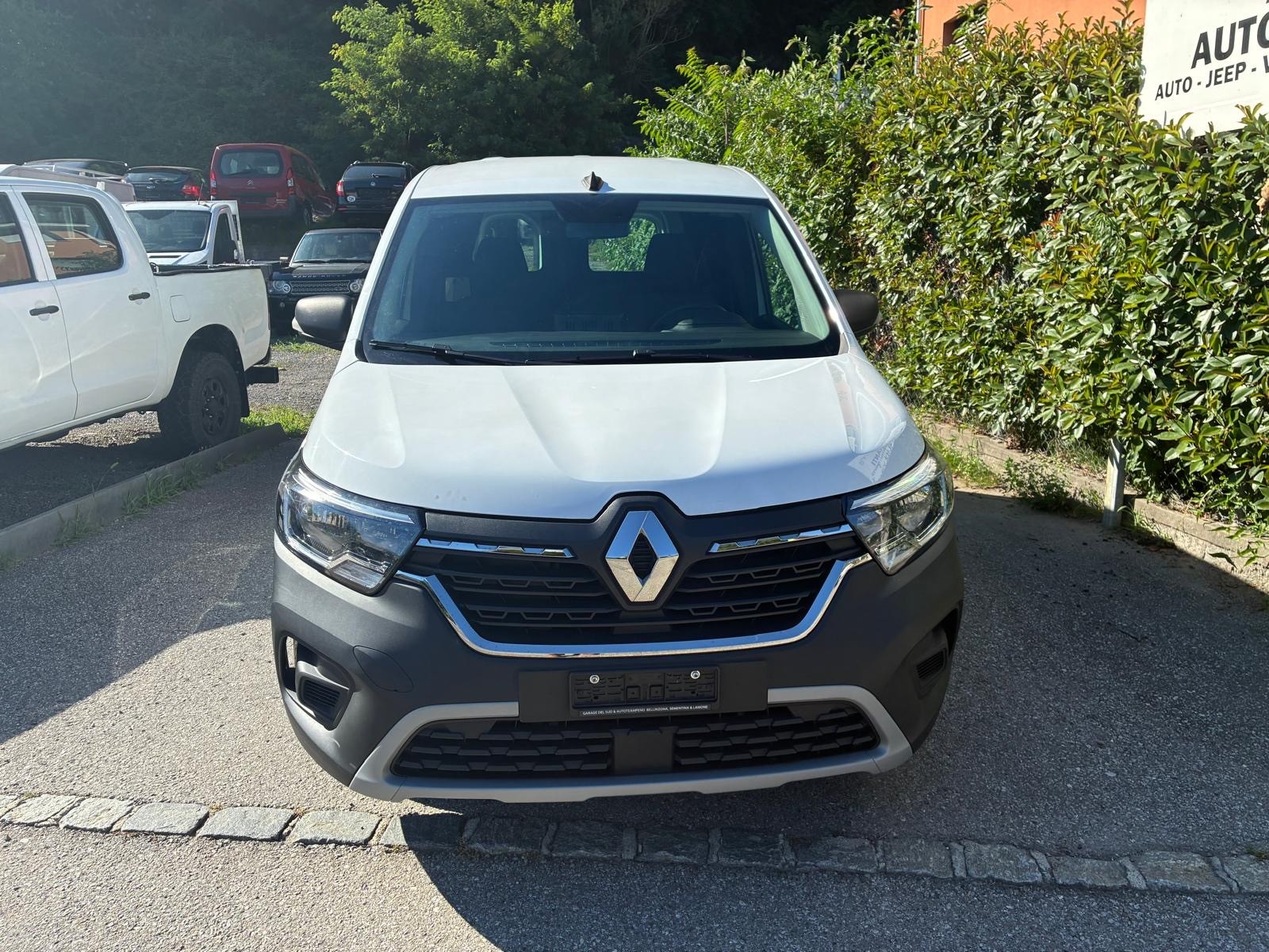 RENAULT Kangoo Van 1.3TCe Standard 100 PF Edition One-image-1