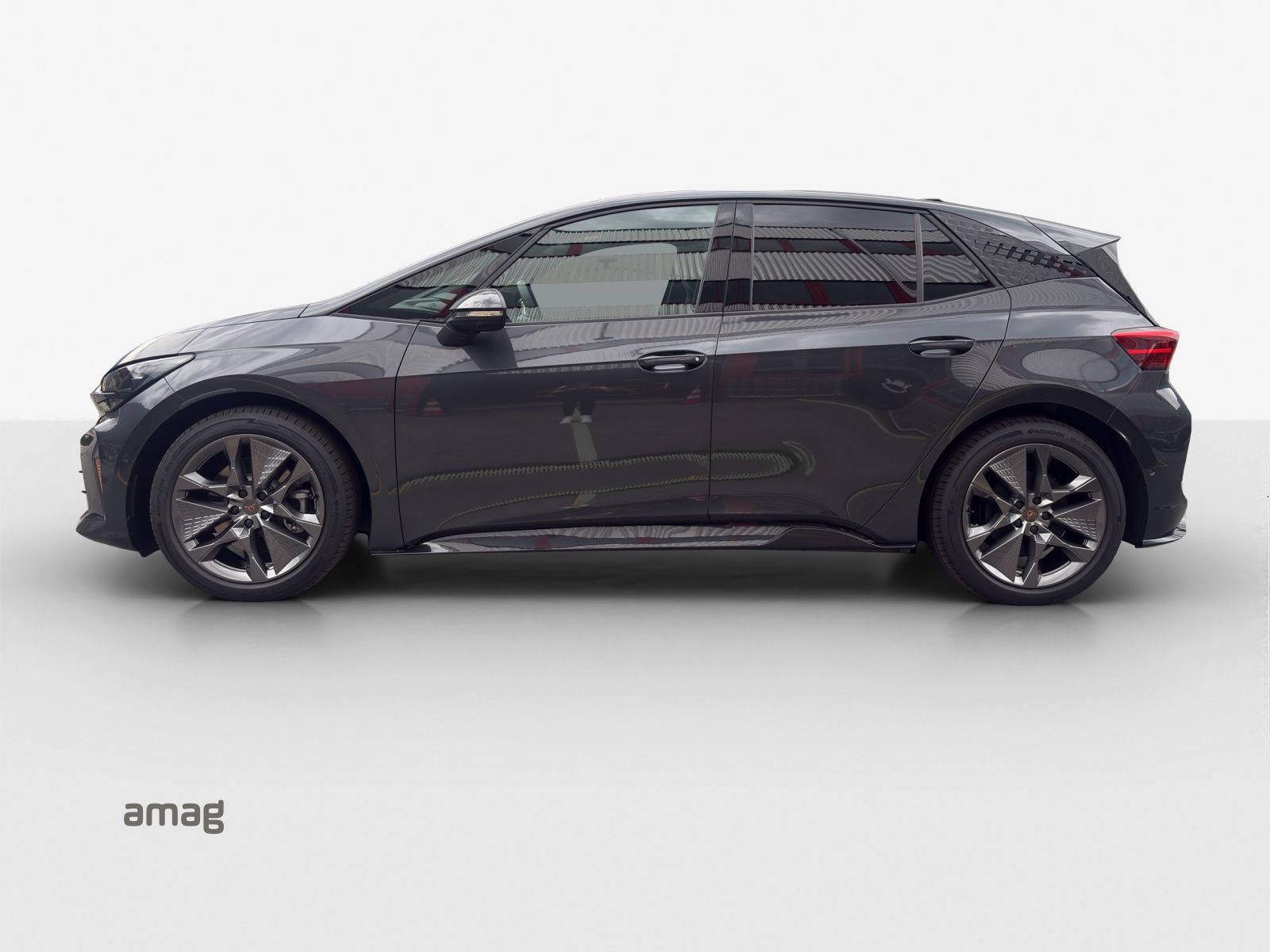 CUPRA Born 79 kWh Prime-showroom-element-1