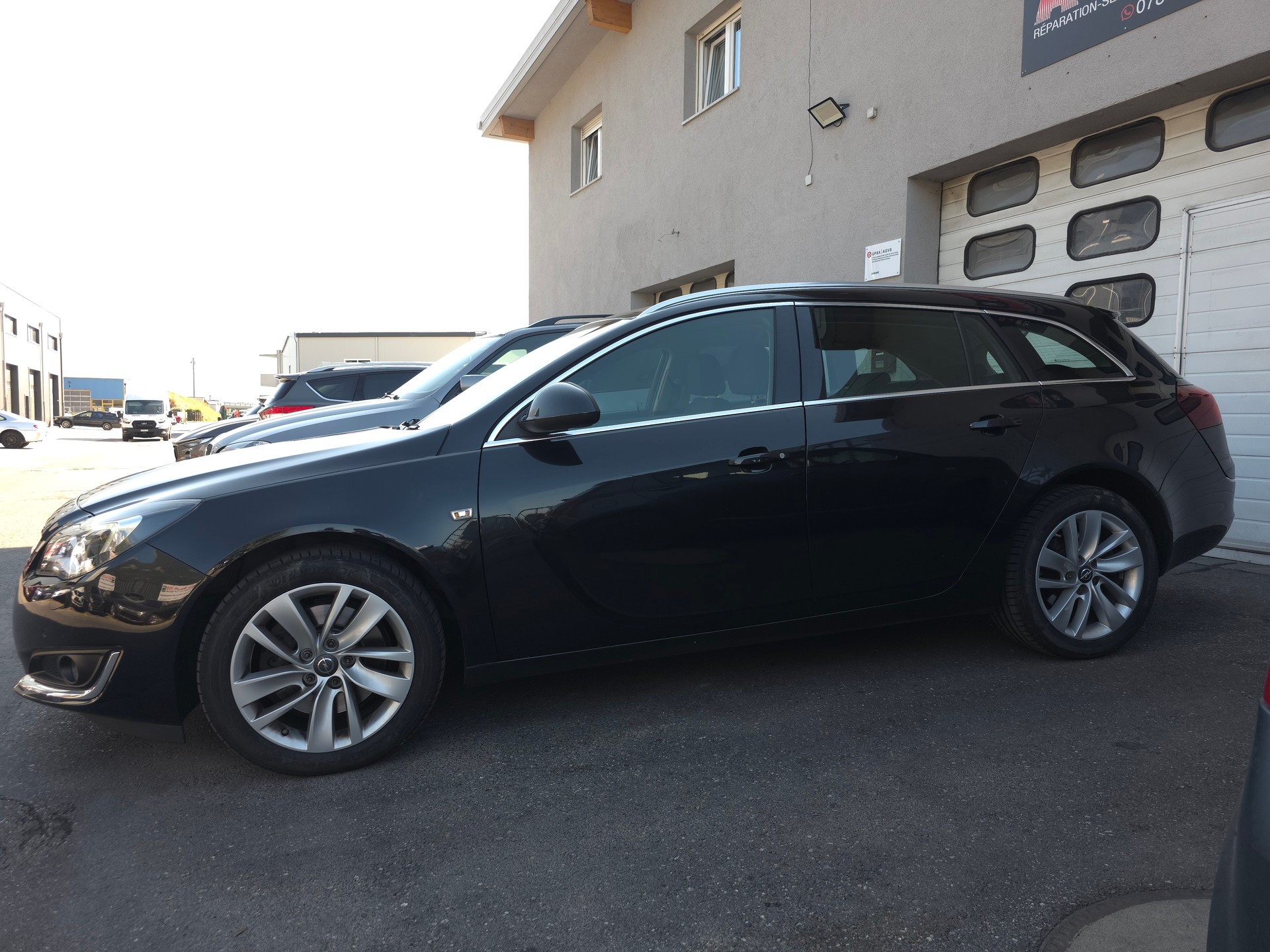 OPEL Insignia Sports Tourer 2.0 Turbo Edition 4WD-showroom-element-2