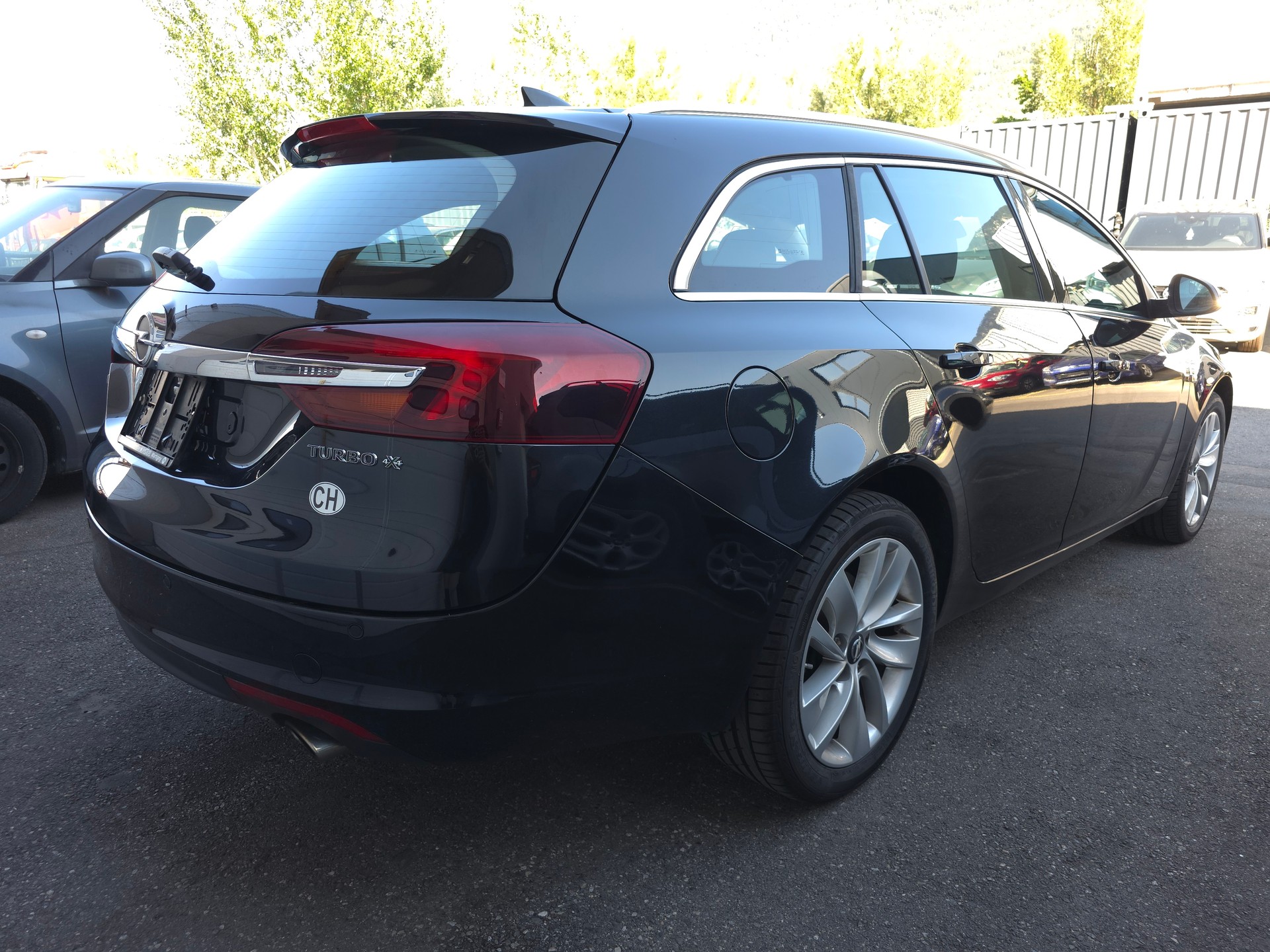 OPEL Insignia Sports Tourer 2.0 Turbo Edition 4WD-image-5