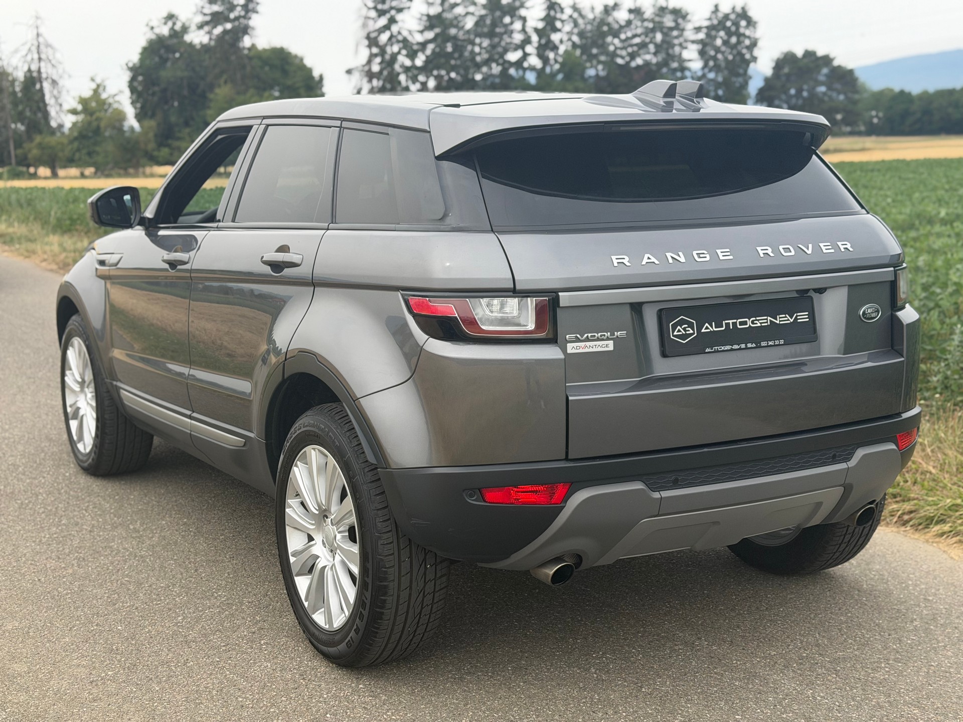 LAND ROVER Range Rover Evoque 2.0 Si4 SE Advantage AT9-image-7