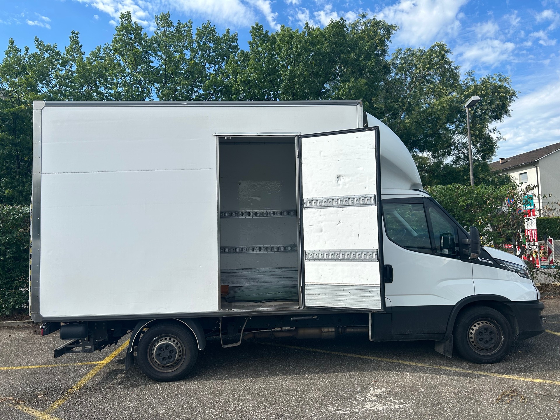IVECO 35 S 18 A8-image-9
