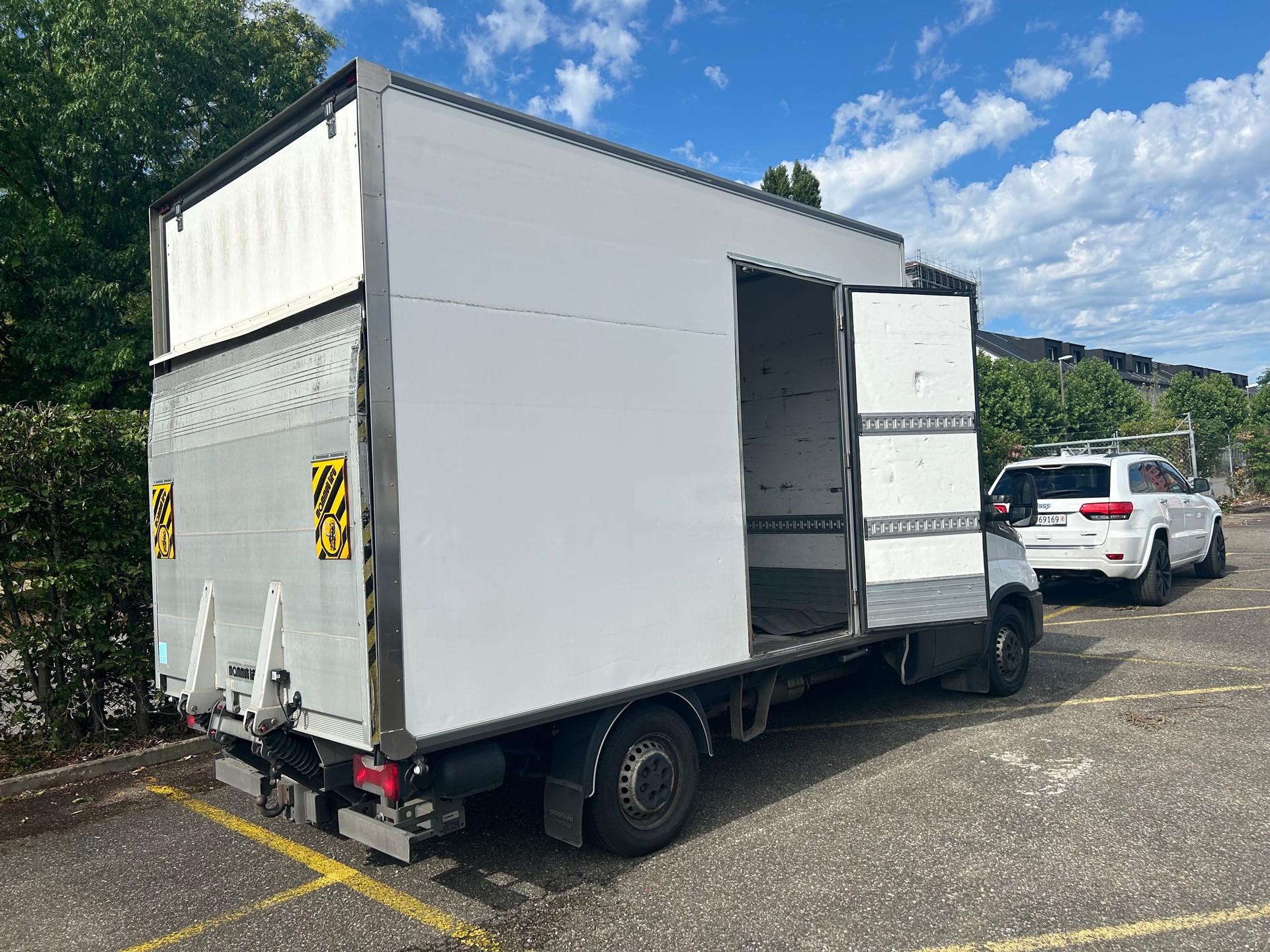 IVECO 35 S 18 A8-image-2