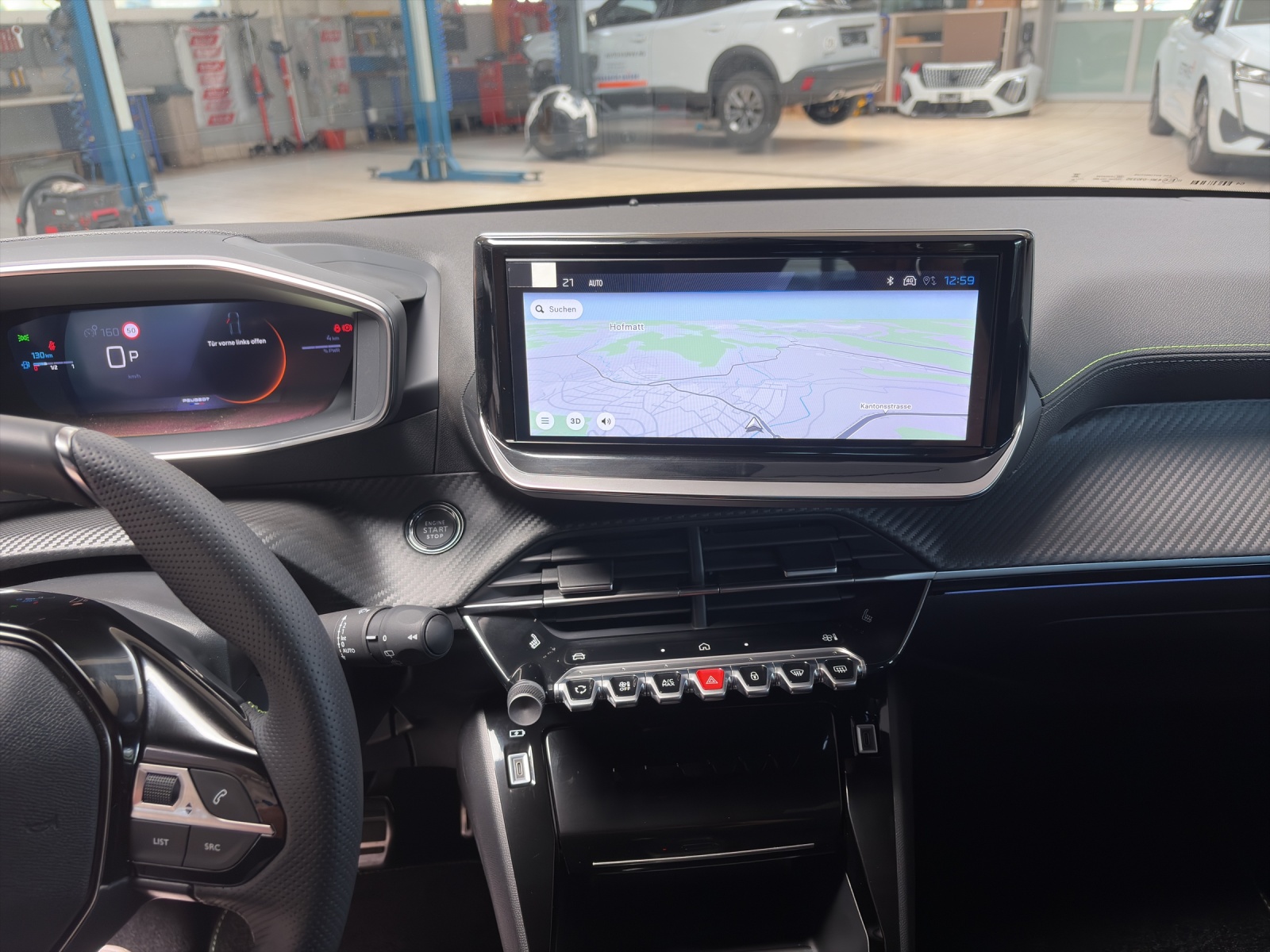 PEUGEOT 208 1.2 Hybrid 145 GT-image-5