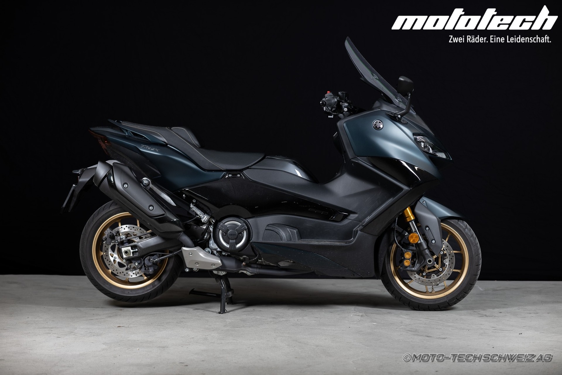 YAMAHA T-MAX Tech-Max XP 560-image-1