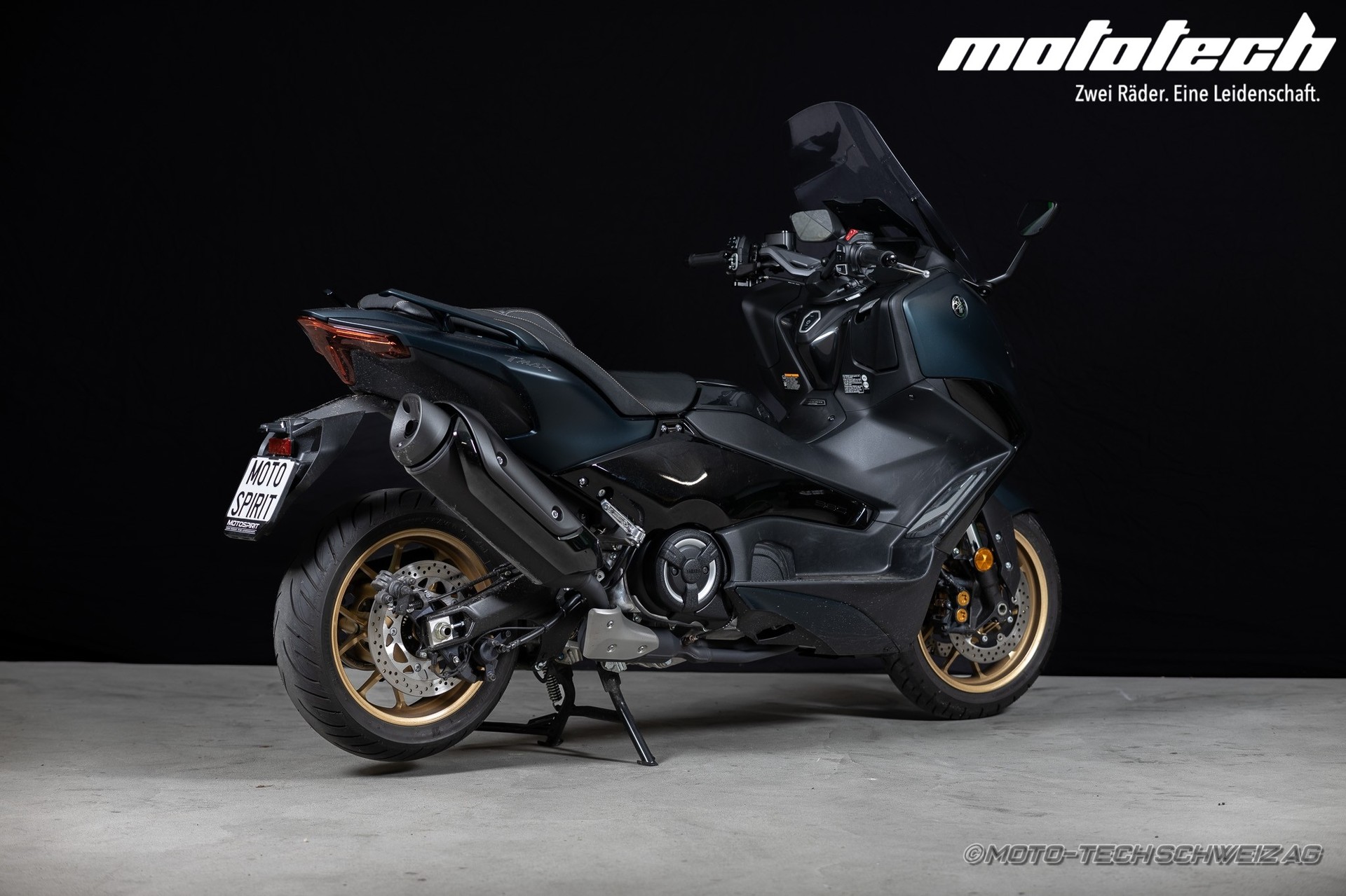 YAMAHA T-MAX Tech-Max XP 560-image-2