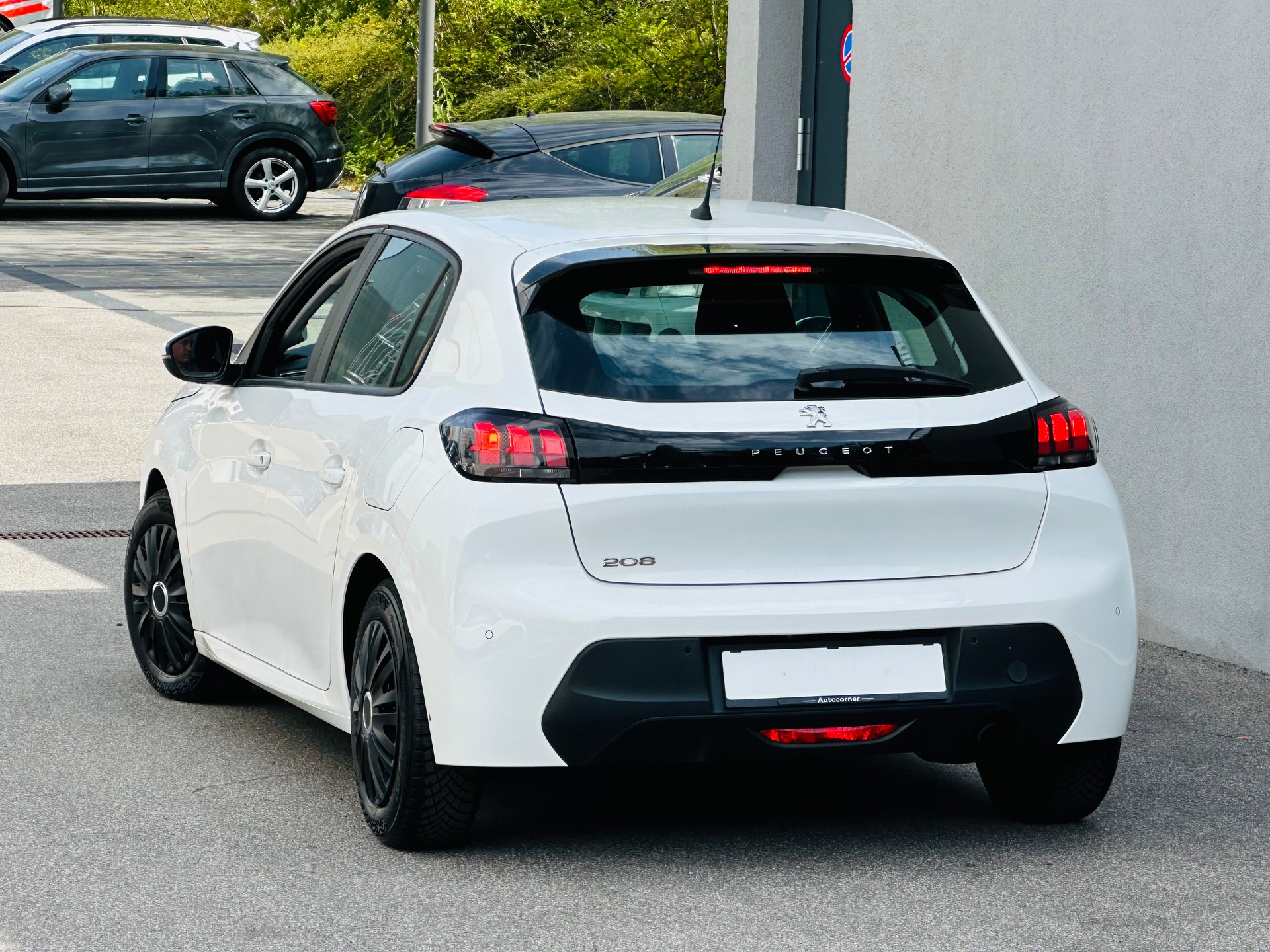 PEUGEOT 208 1.2 PureTech Active-image-7