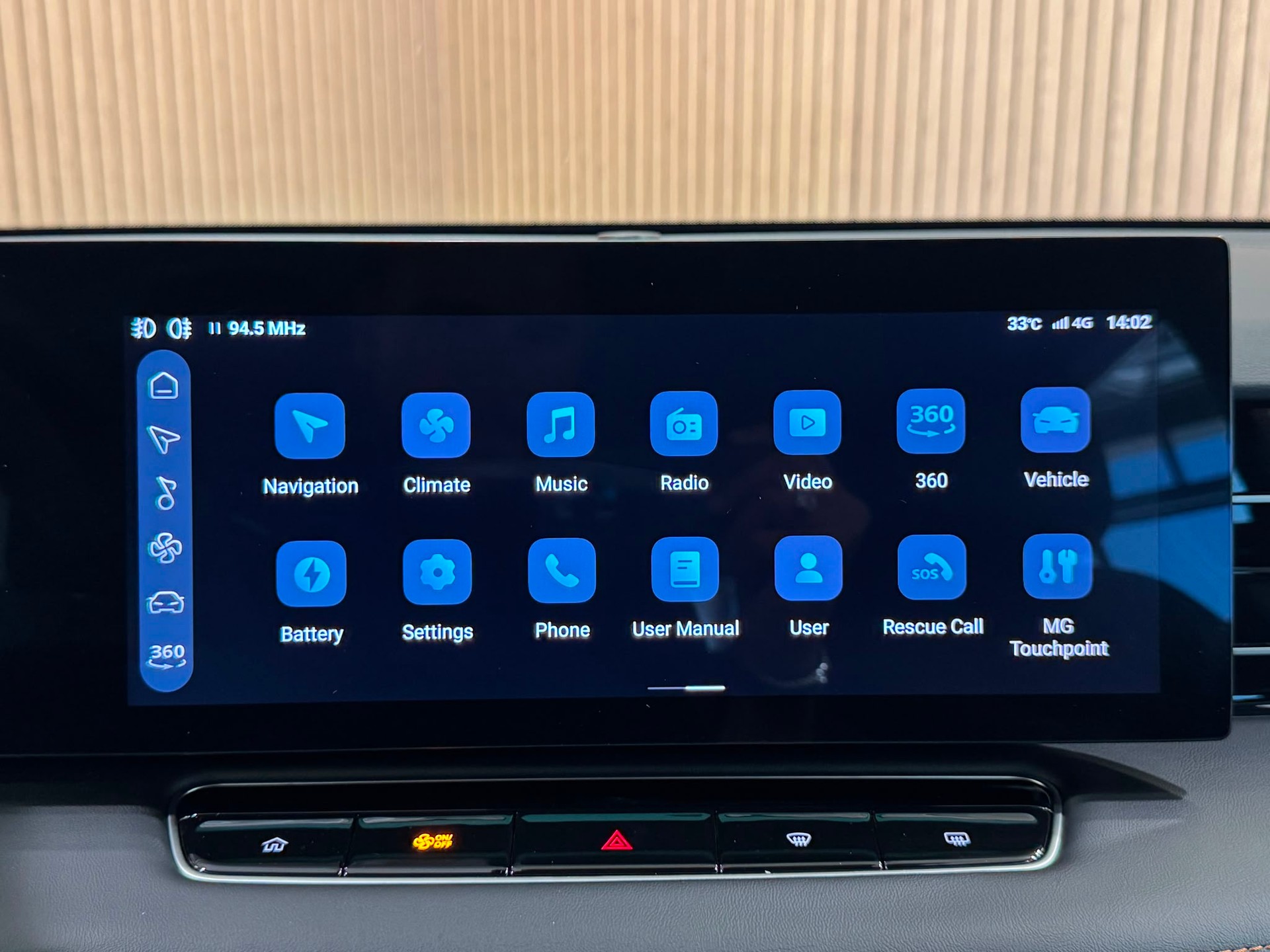 MG HS 1.5 T PHEV Luxury-image-18