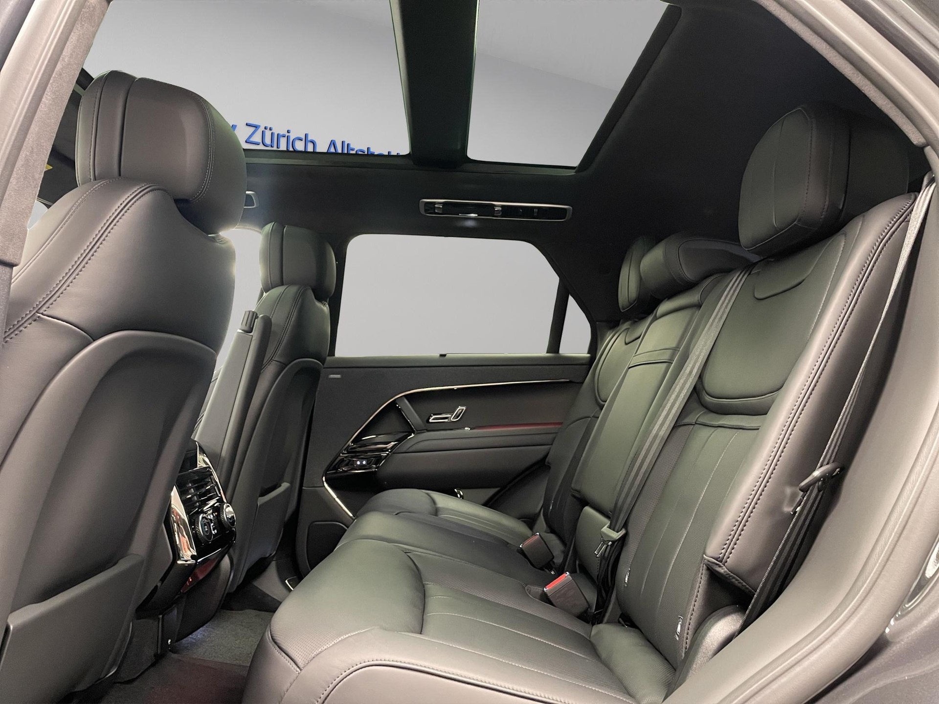 LAND ROVER Range Rover Sport 3.0 I6 P550e Autobiography (Plug-in Hybrid)-image-8