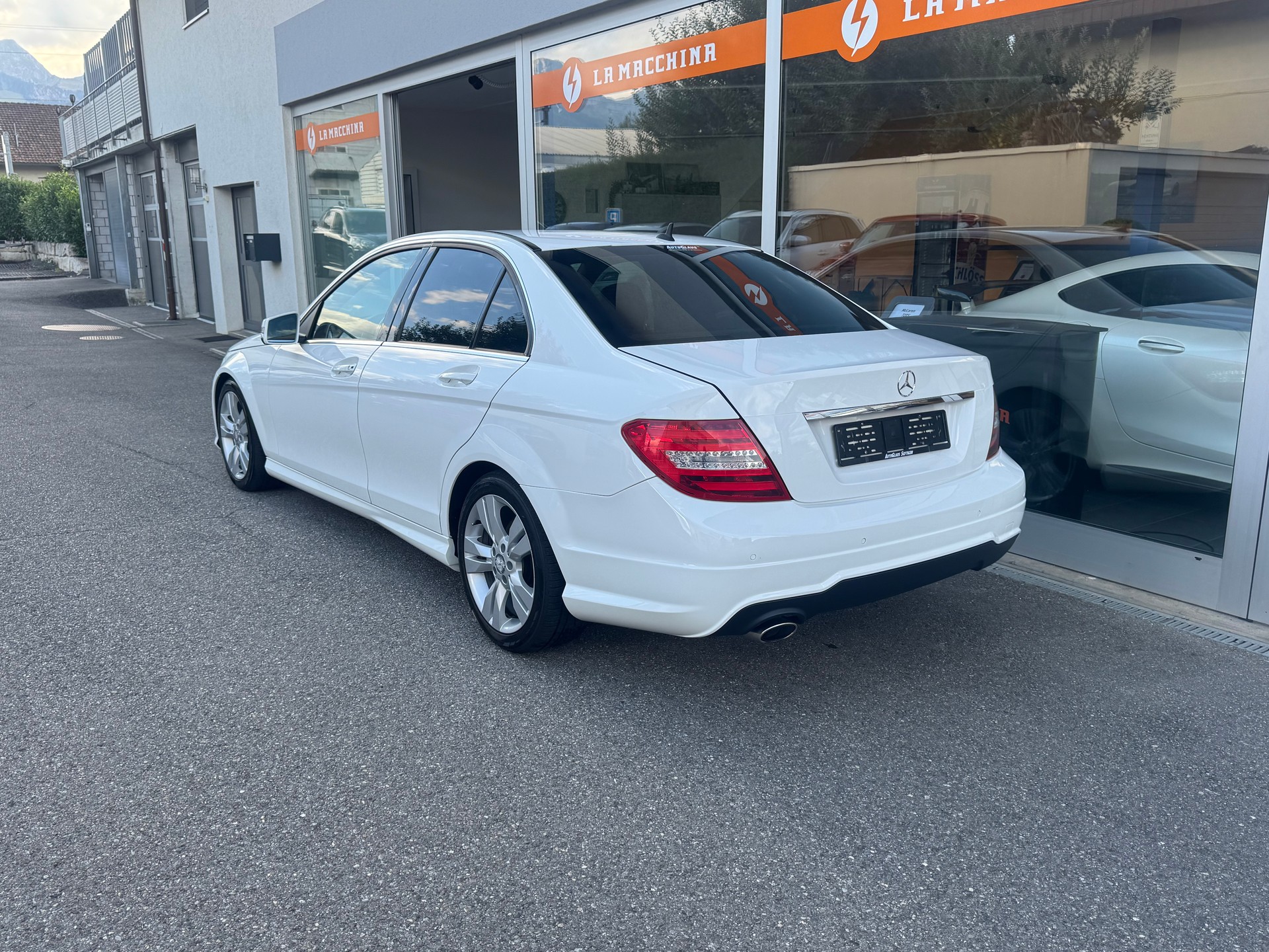 MERCEDES-BENZ C 250 CDI Avantgarde 4Matic 7G-Tronic-showroom-element-2