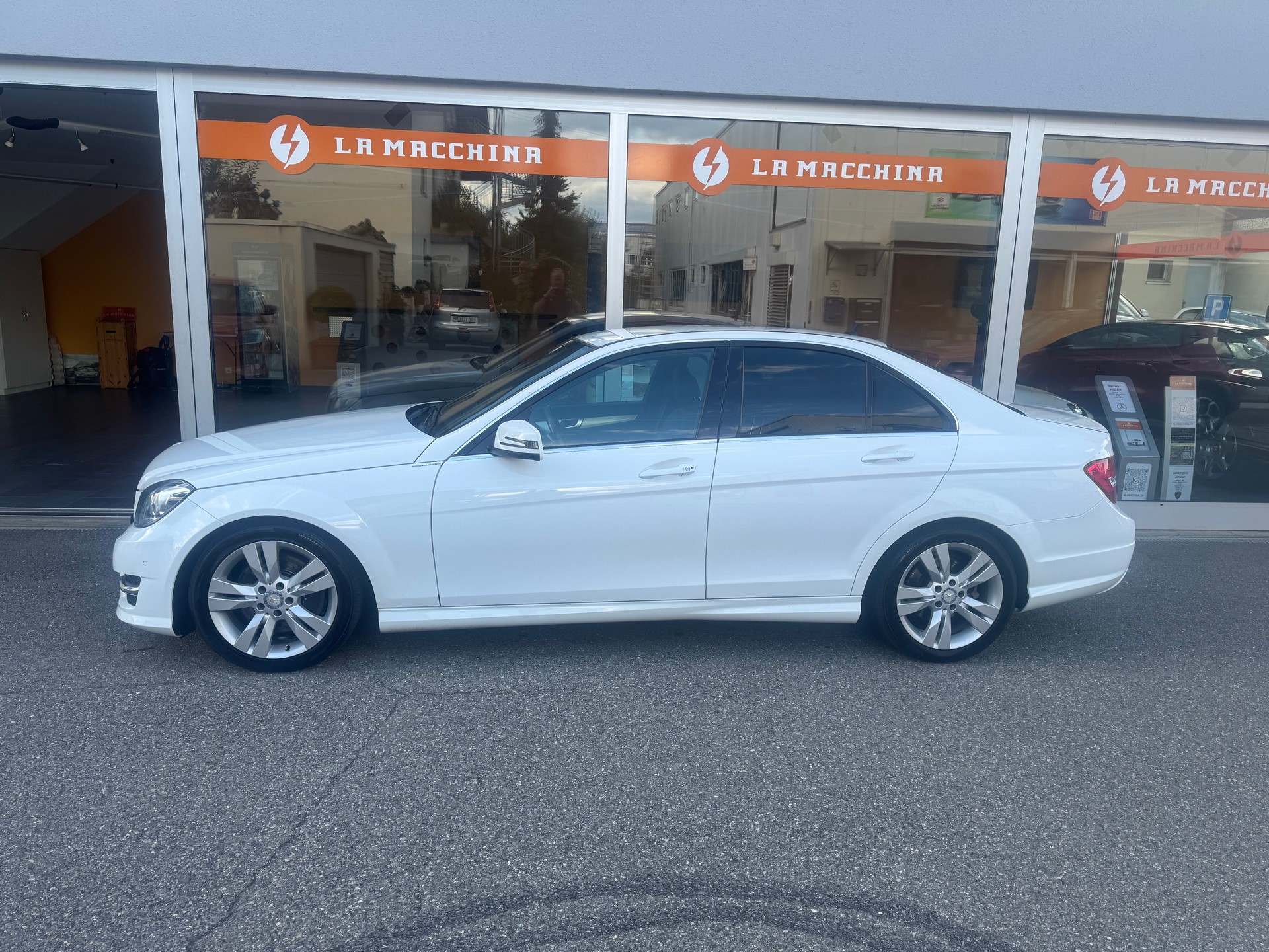 MERCEDES-BENZ C 250 CDI Avantgarde 4Matic 7G-Tronic-showroom-element-1