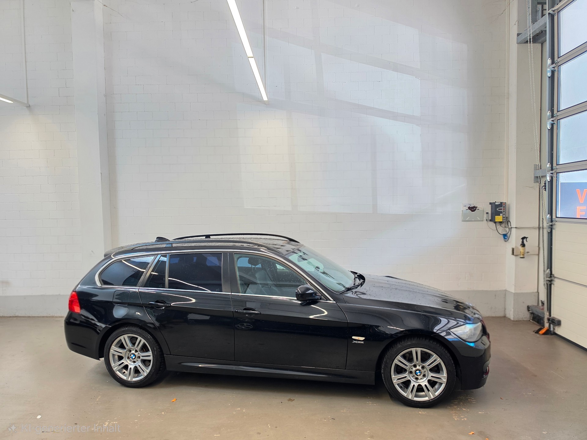 BMW 335i xDrive Touring Steptronic M SPORTPAKET-showroom-element-1