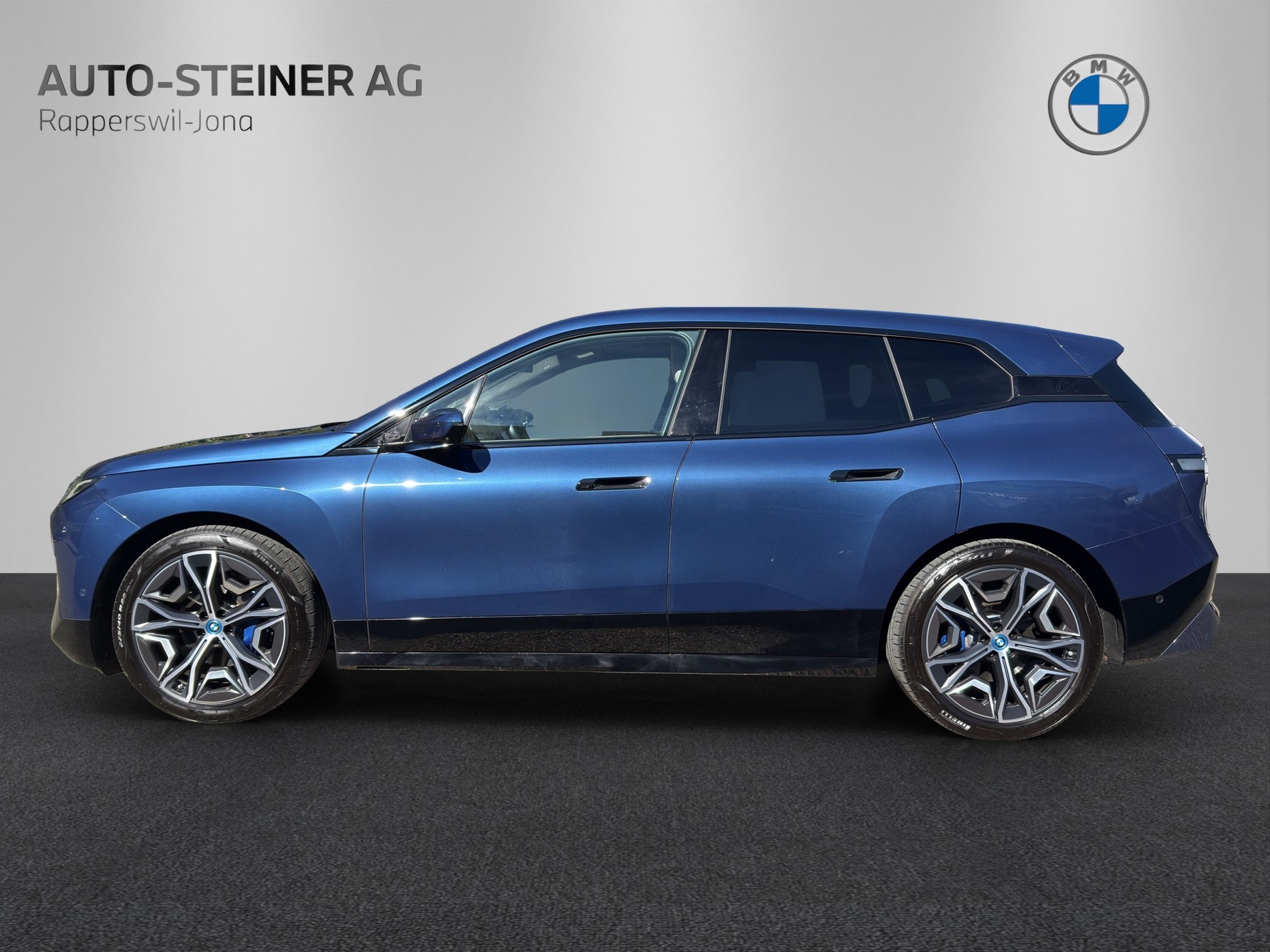 BMW iX xDrive50 Sportpaket-image-14