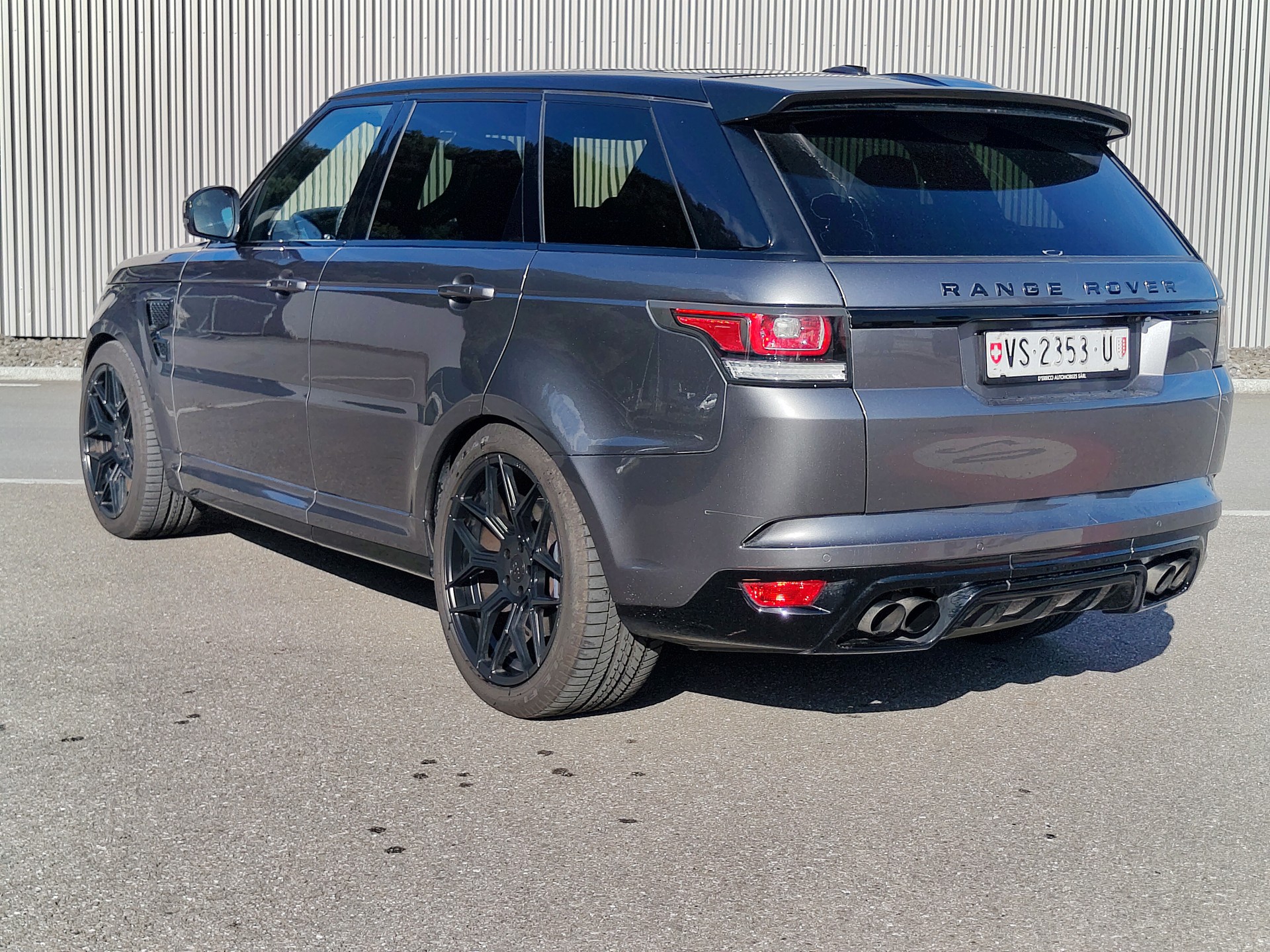 LAND ROVER Range Rover Sport 5.0 V8 SVR-showroom-element-2