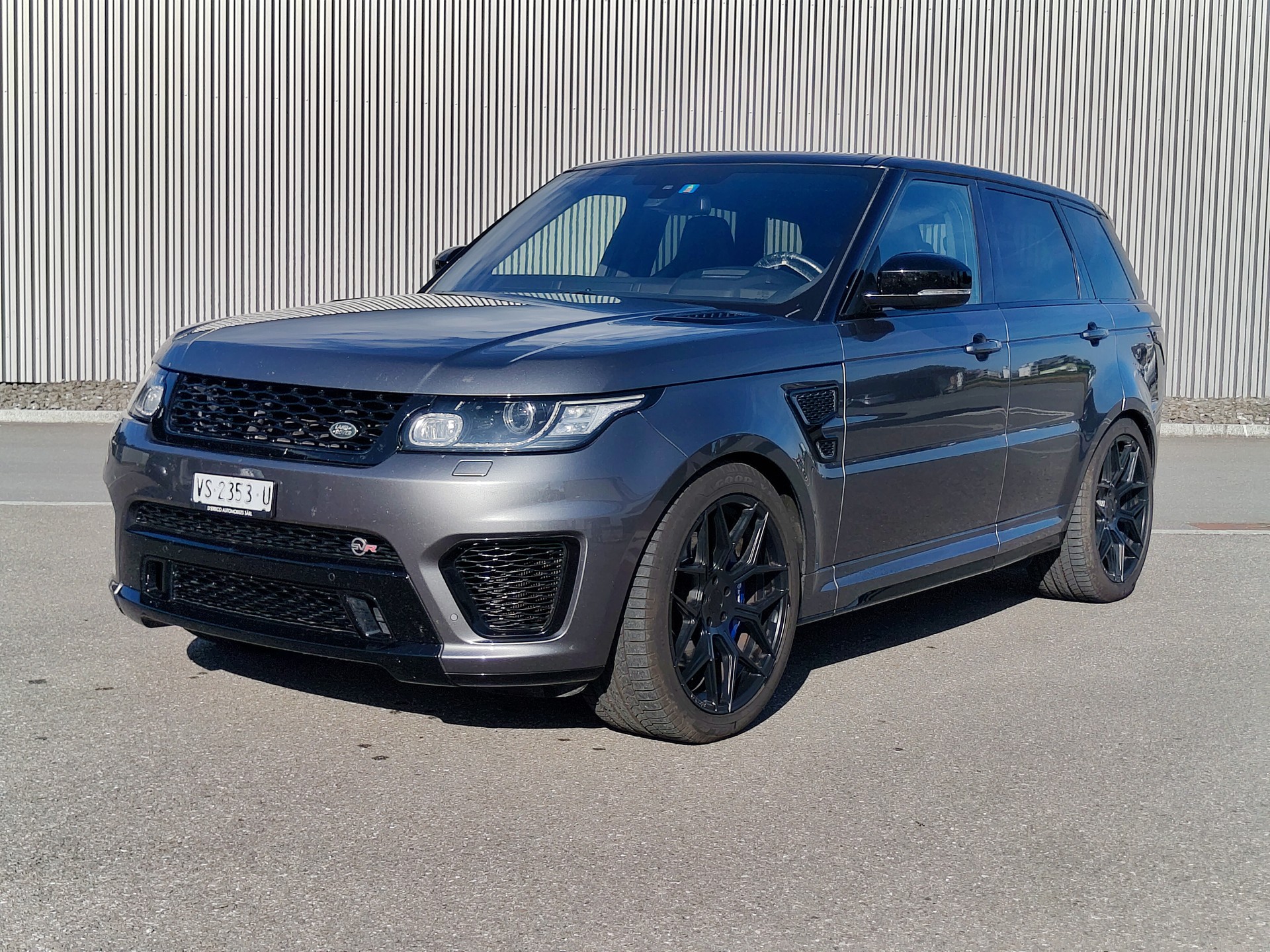 LAND ROVER Range Rover Sport 5.0 V8 SVR-showroom-element-1
