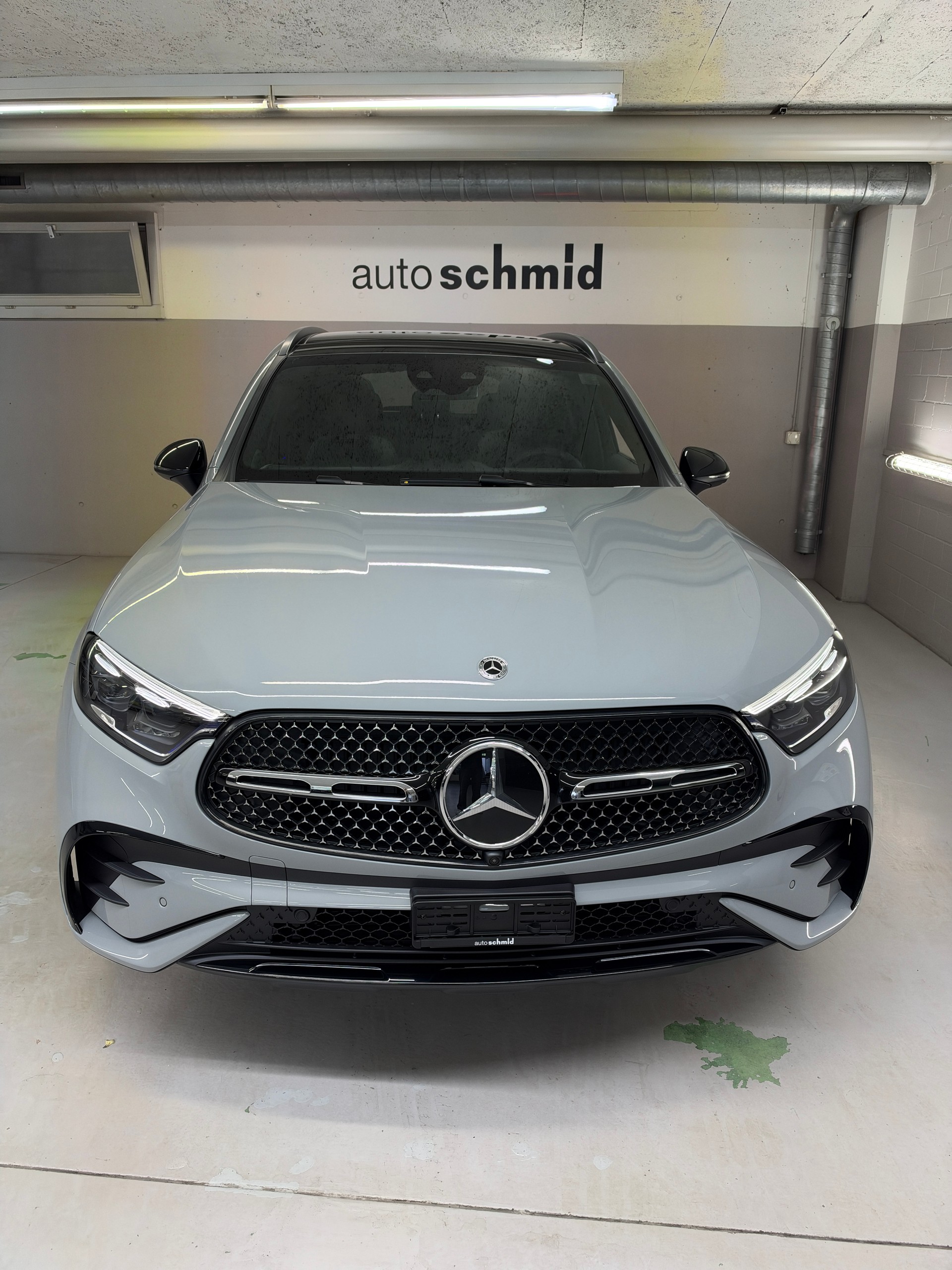MERCEDES-BENZ GLC 200 4Matic-showroom-element-2