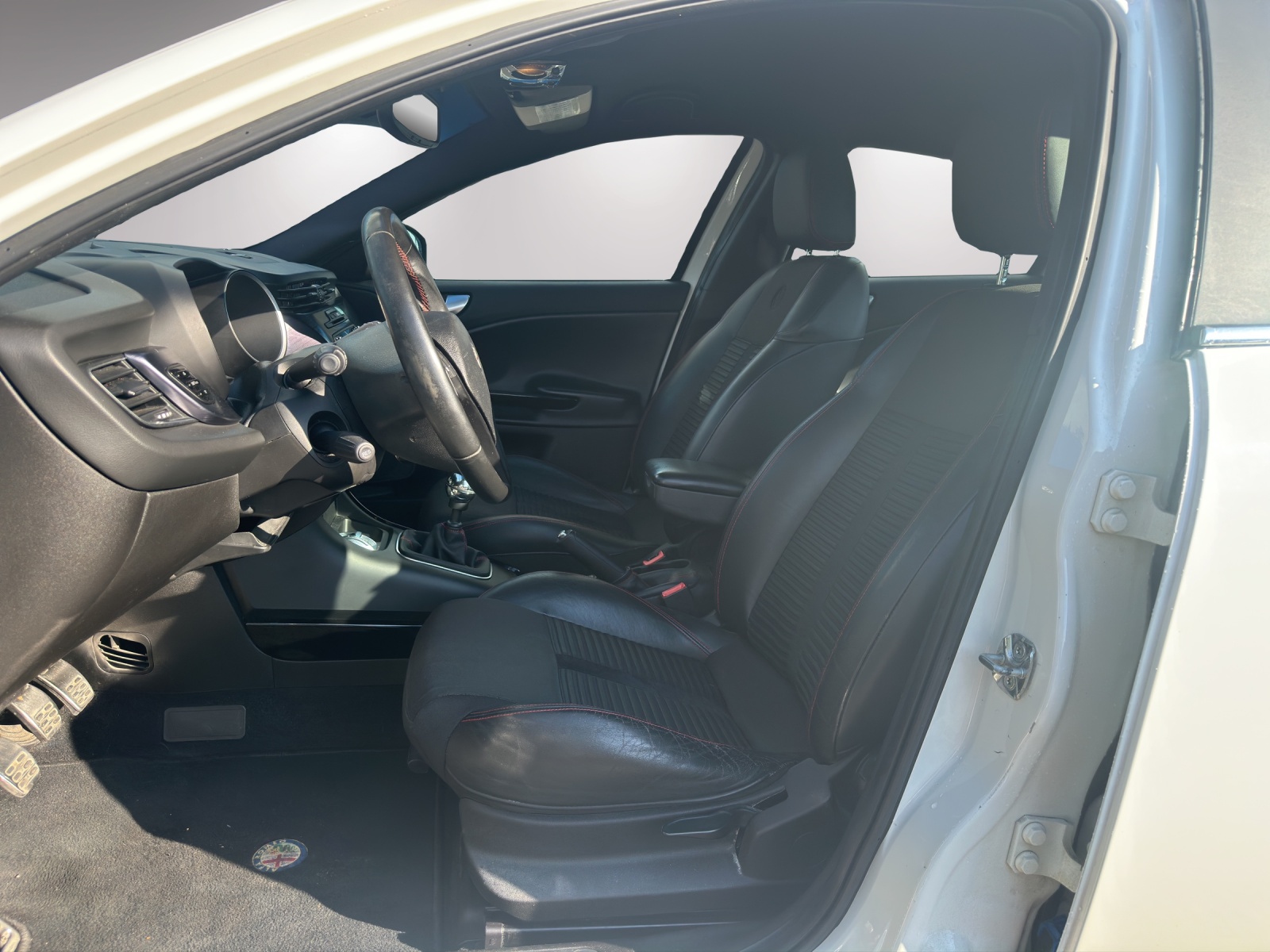 ALFA ROMEO Giulietta 1.4 MultiAir Distinctive-image-9