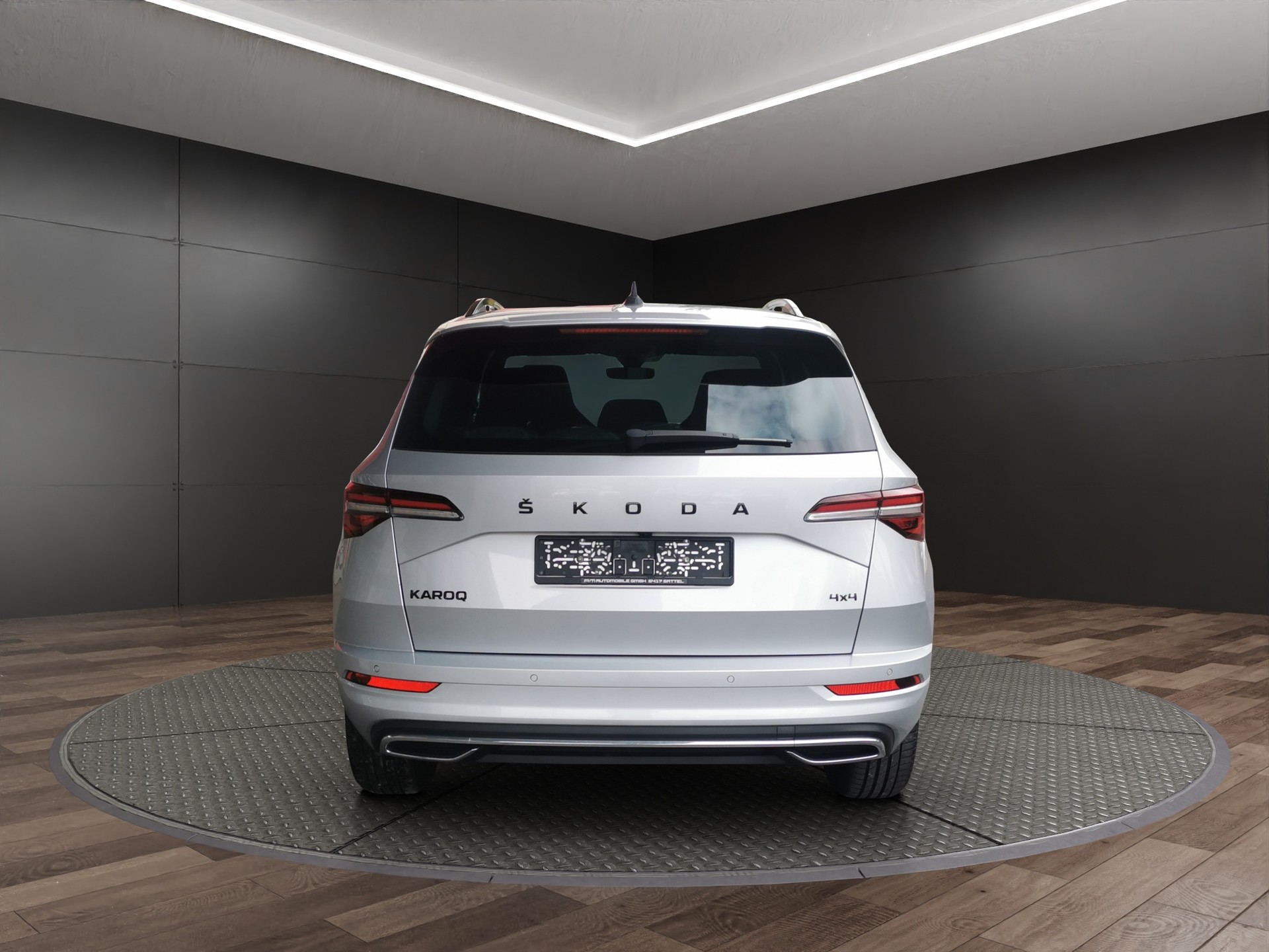 SKODA Karoq 2.0 TSI SportLine 4x4 DSG-image-7
