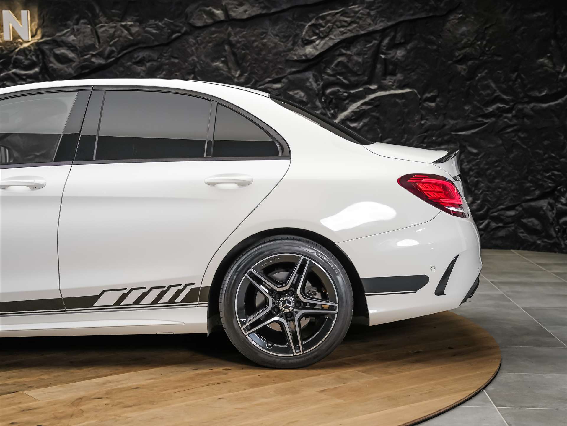 MERCEDES-BENZ C 200 AMG Line 9G-Tronic *Facelift*Sternenhimmel*LED Scheinwerfer*Assistenten*-image-17