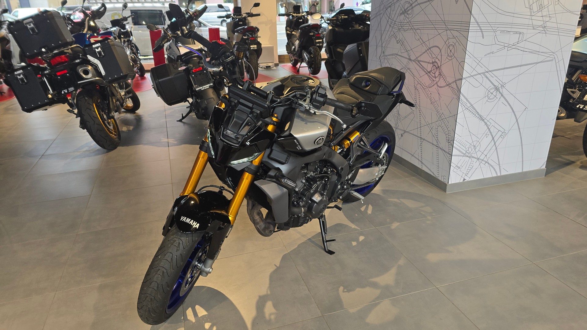 YAMAHA MT-09 SP-image-0