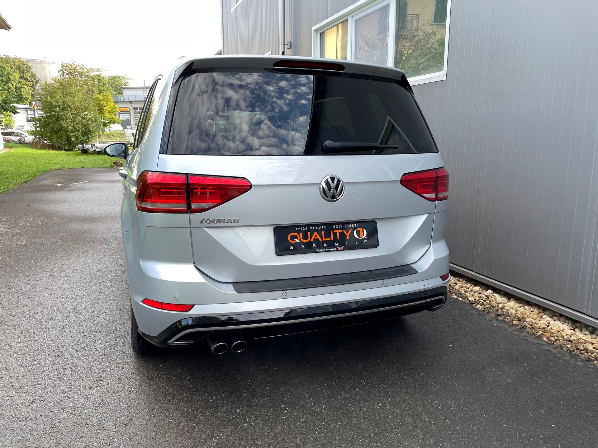 VW Touran 1.4 TSI BlueMotion Technology Sport DSG-image-9