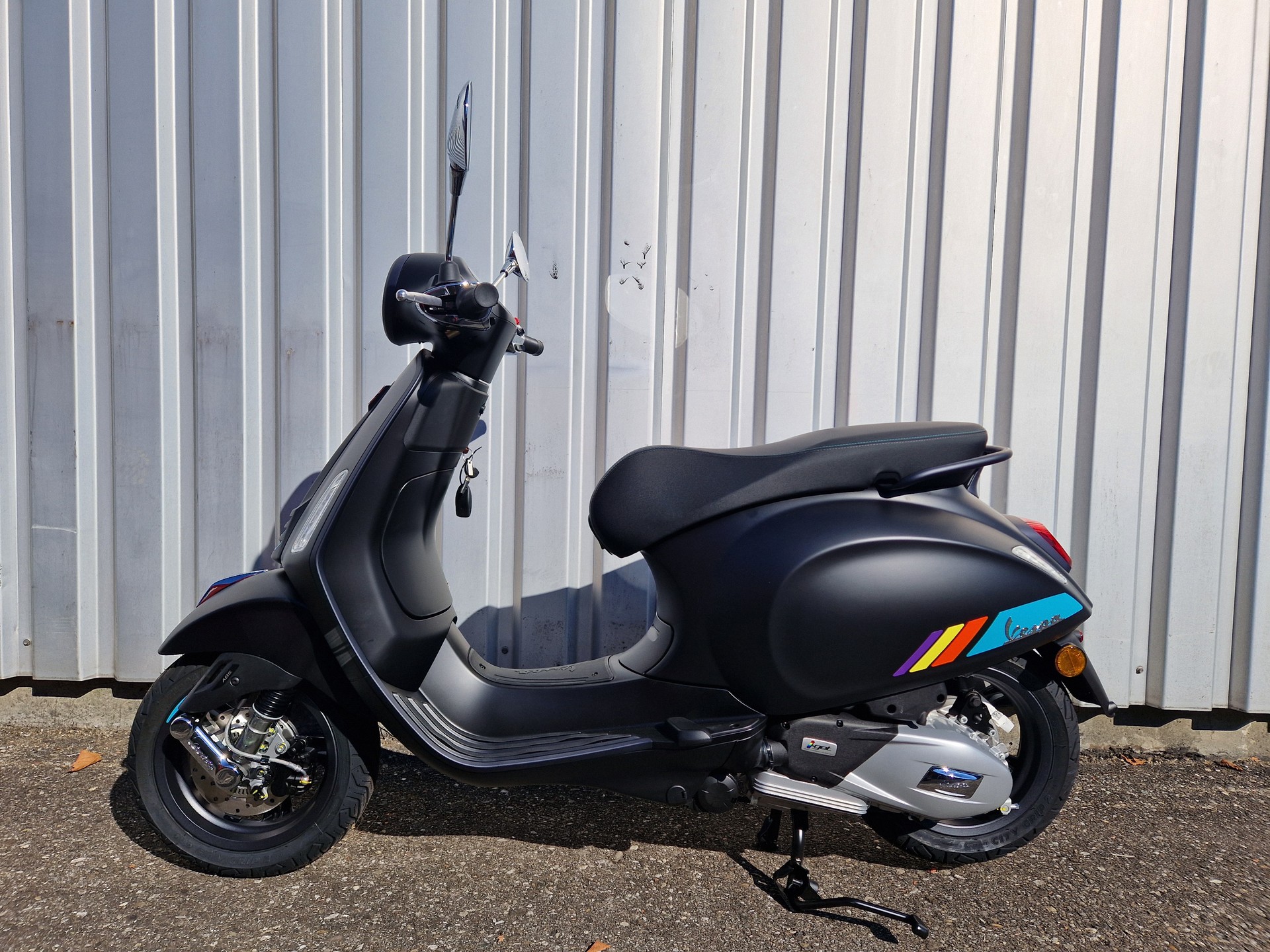 PIAGGIO Vespa 125 Primavera Sport ABS-image-1