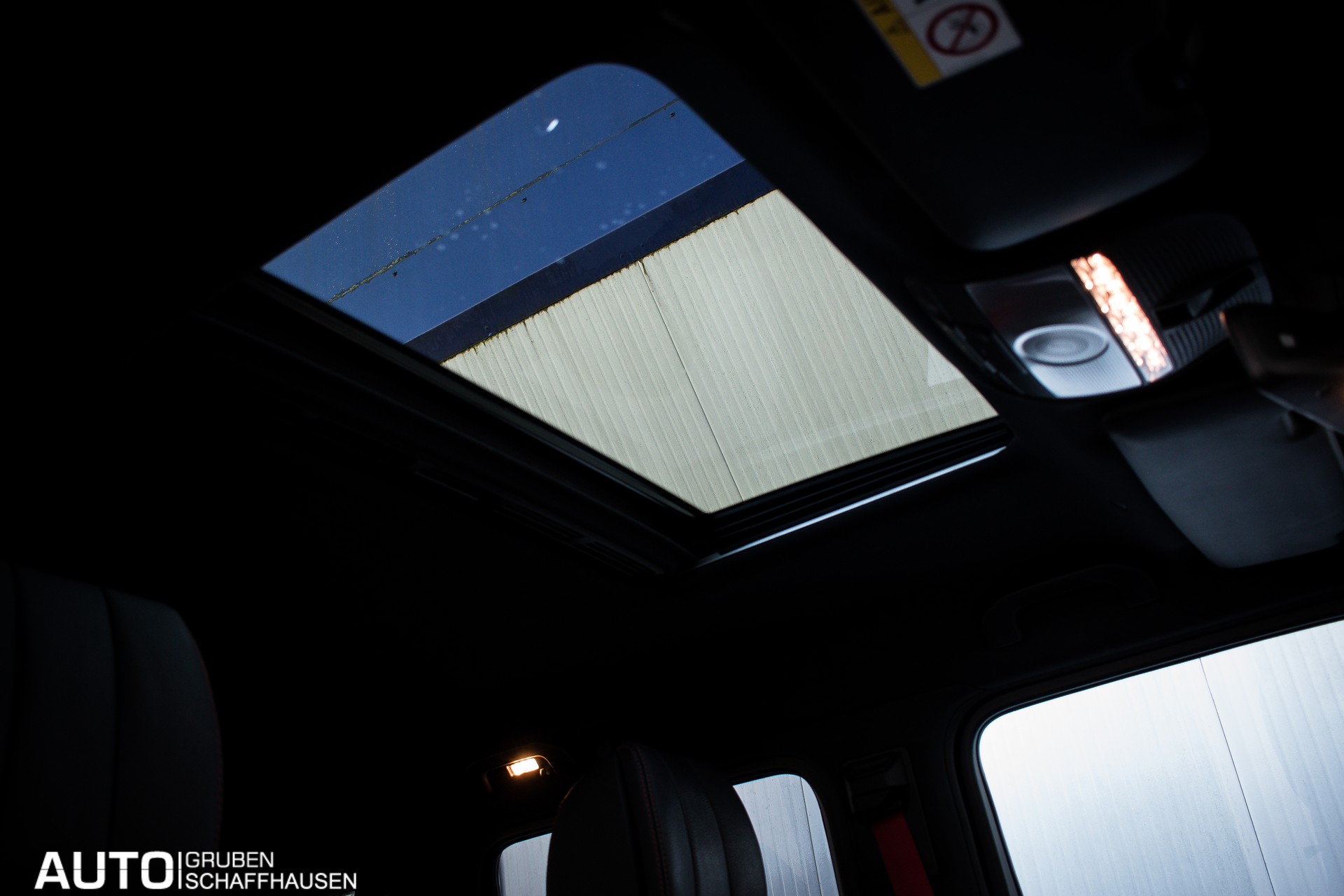 MERCEDES-BENZ G 500 AMG Line 9G-Tronic-image-15