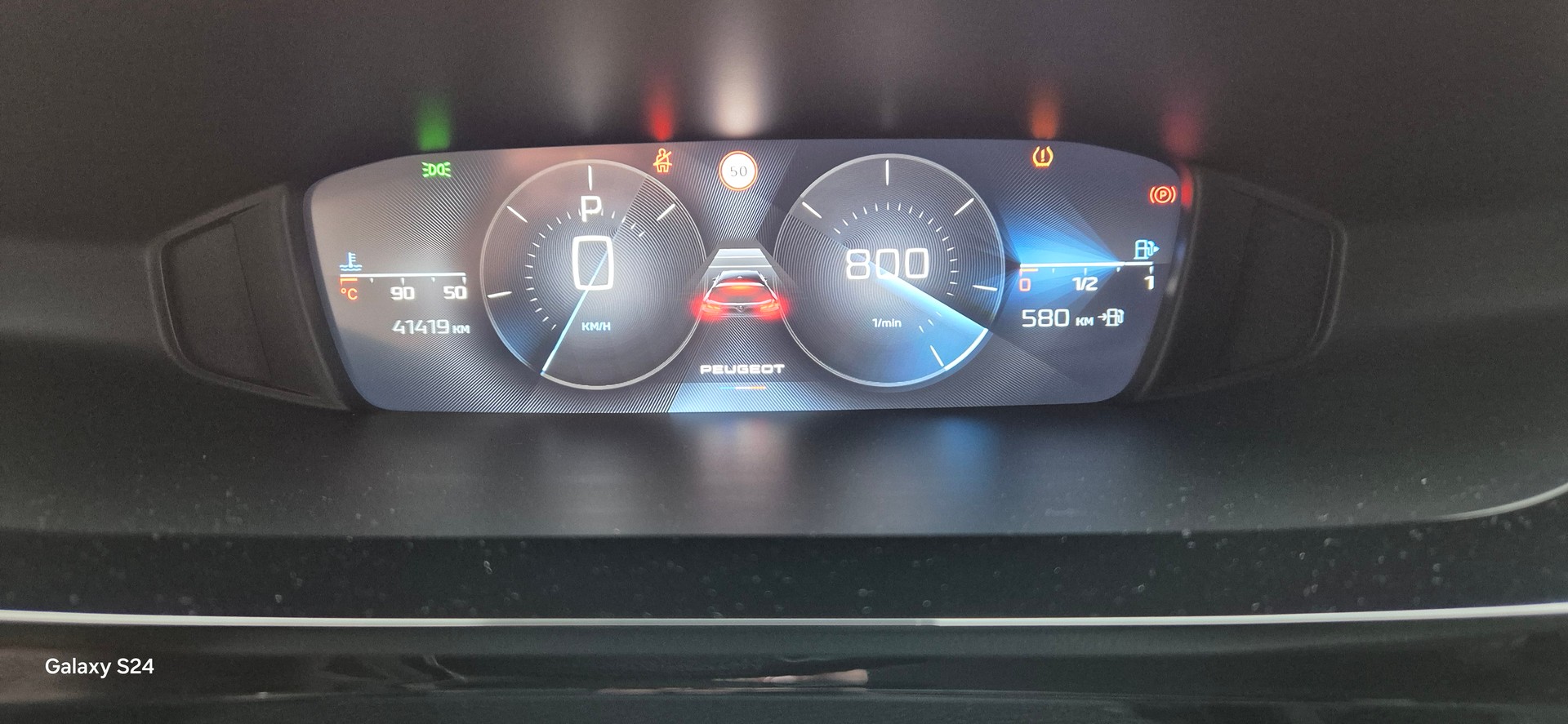 PEUGEOT 308 SW 1.5 BlueHDI Allure Pack EAT8-image-7